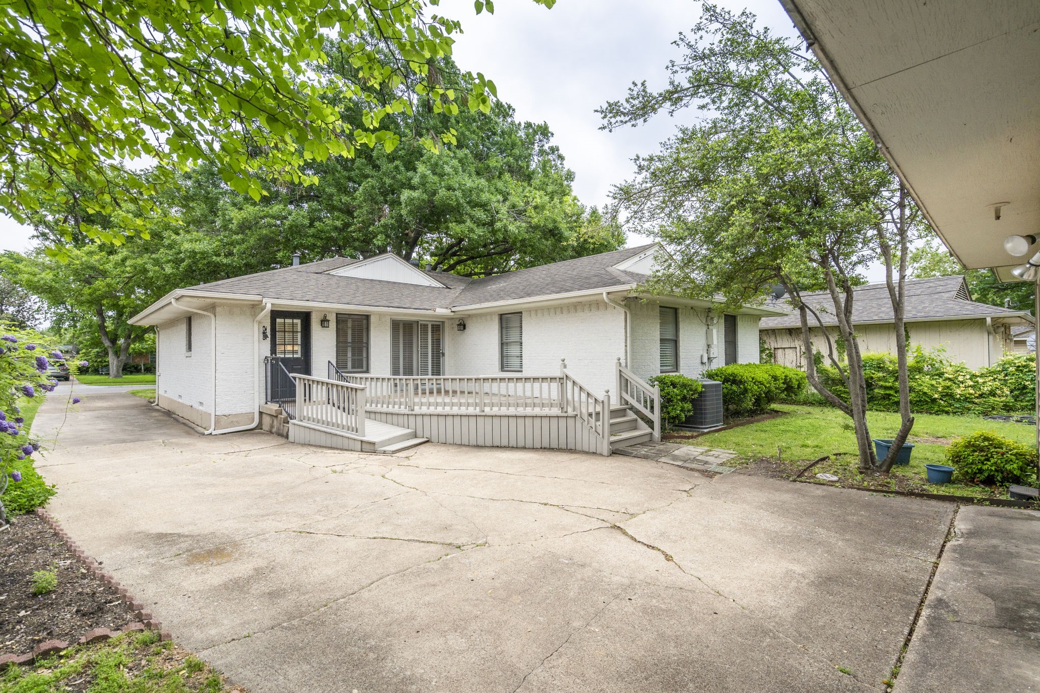 9203 Livenshire Drive Dallas TX 75238
