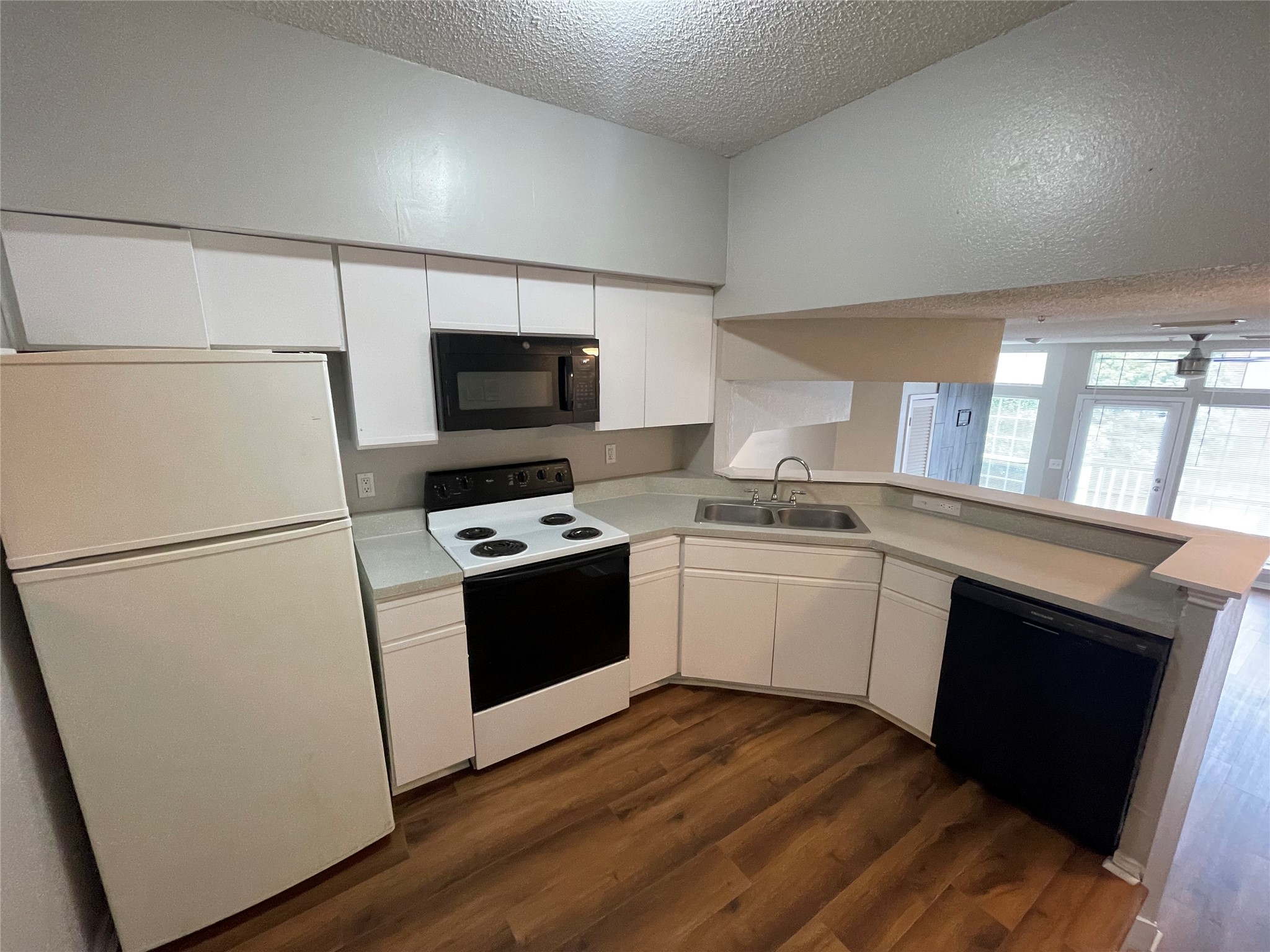 7474 Fair Oaks Avenue Dallas TX 75231