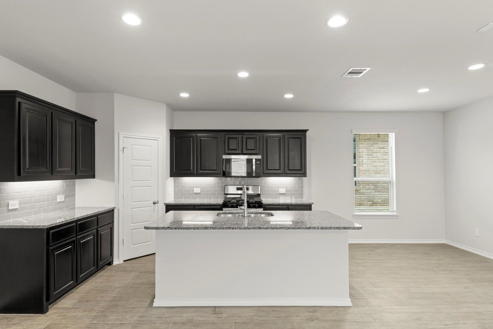 1748 Osage Trail Mesquite TX 75149