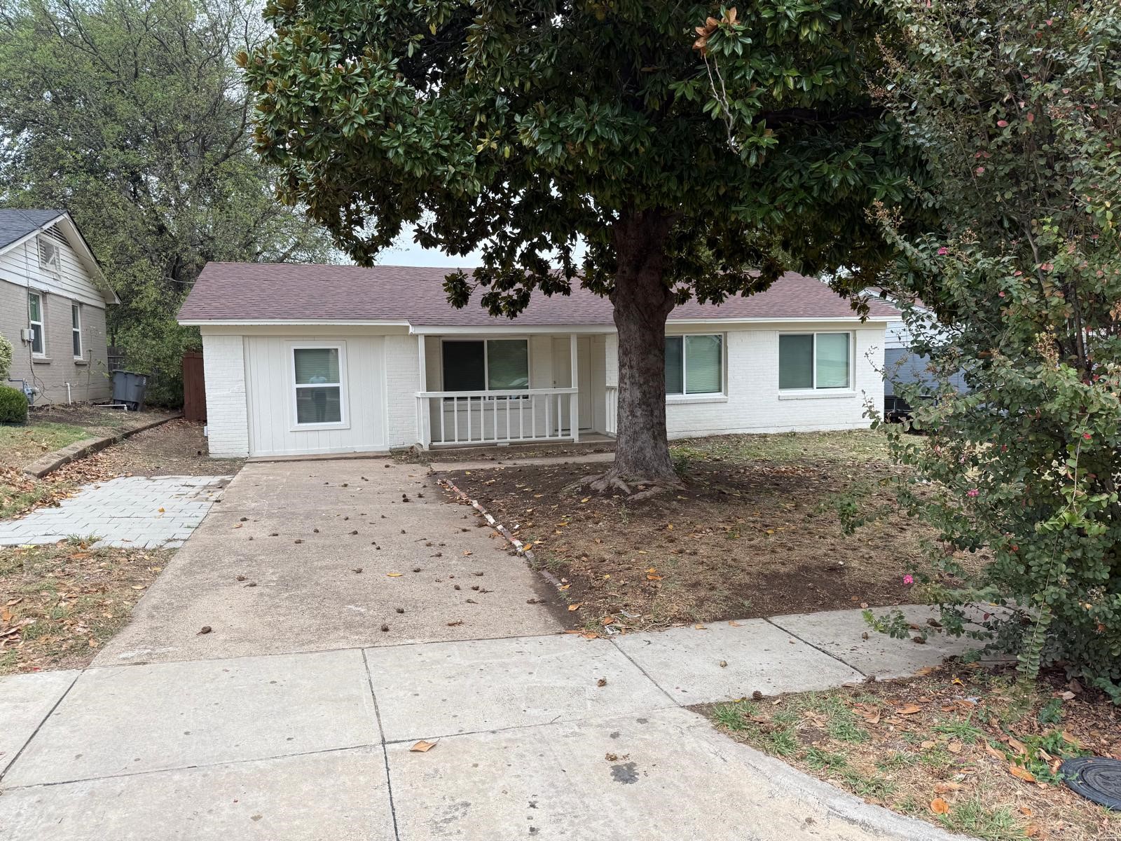 925 Bluewood Drive Dallas TX 75232