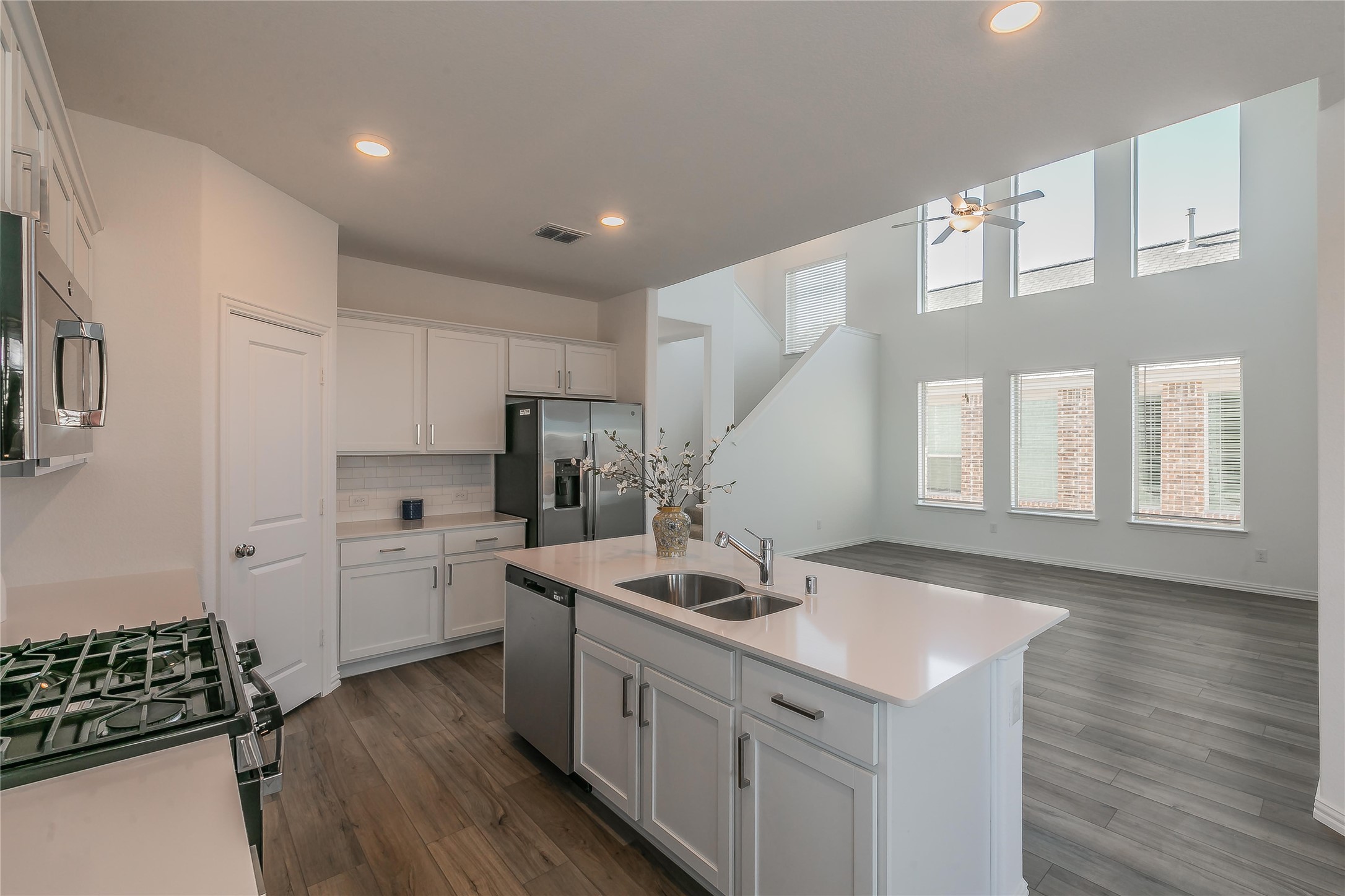 1275 Western Yarrow Avenue Justin TX 76247