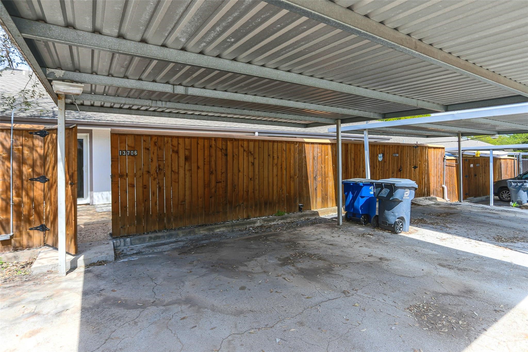 13706 Flagstone Lane Dallas TX 75240