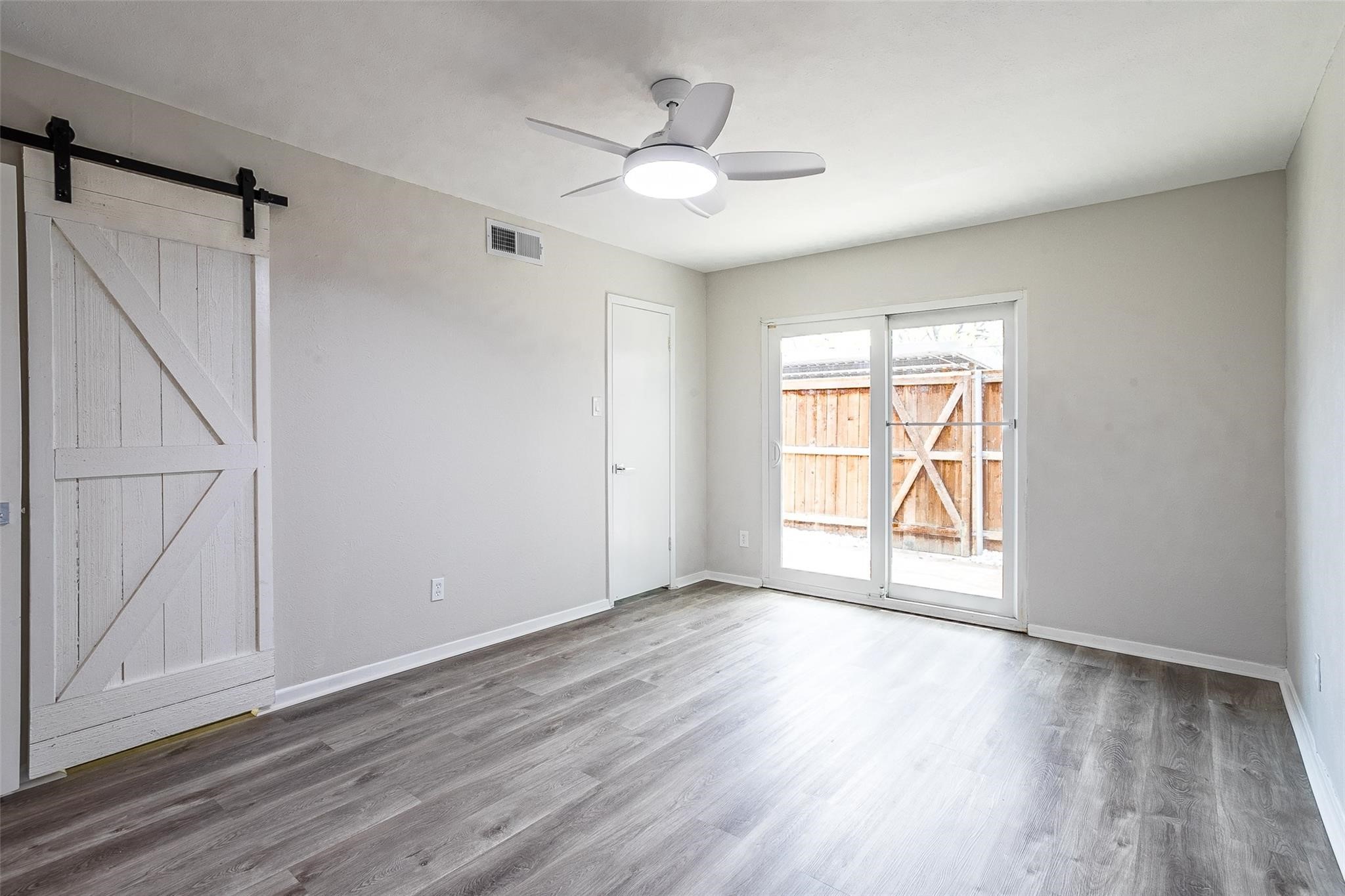 13706 Flagstone Lane Dallas TX 75240