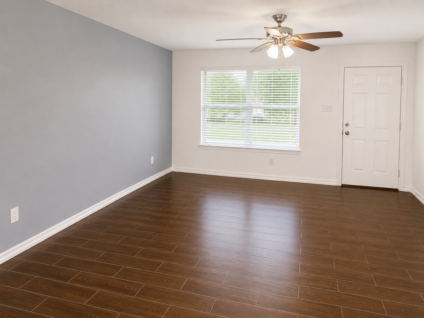 203 W Willow Street Sanger TX 76266