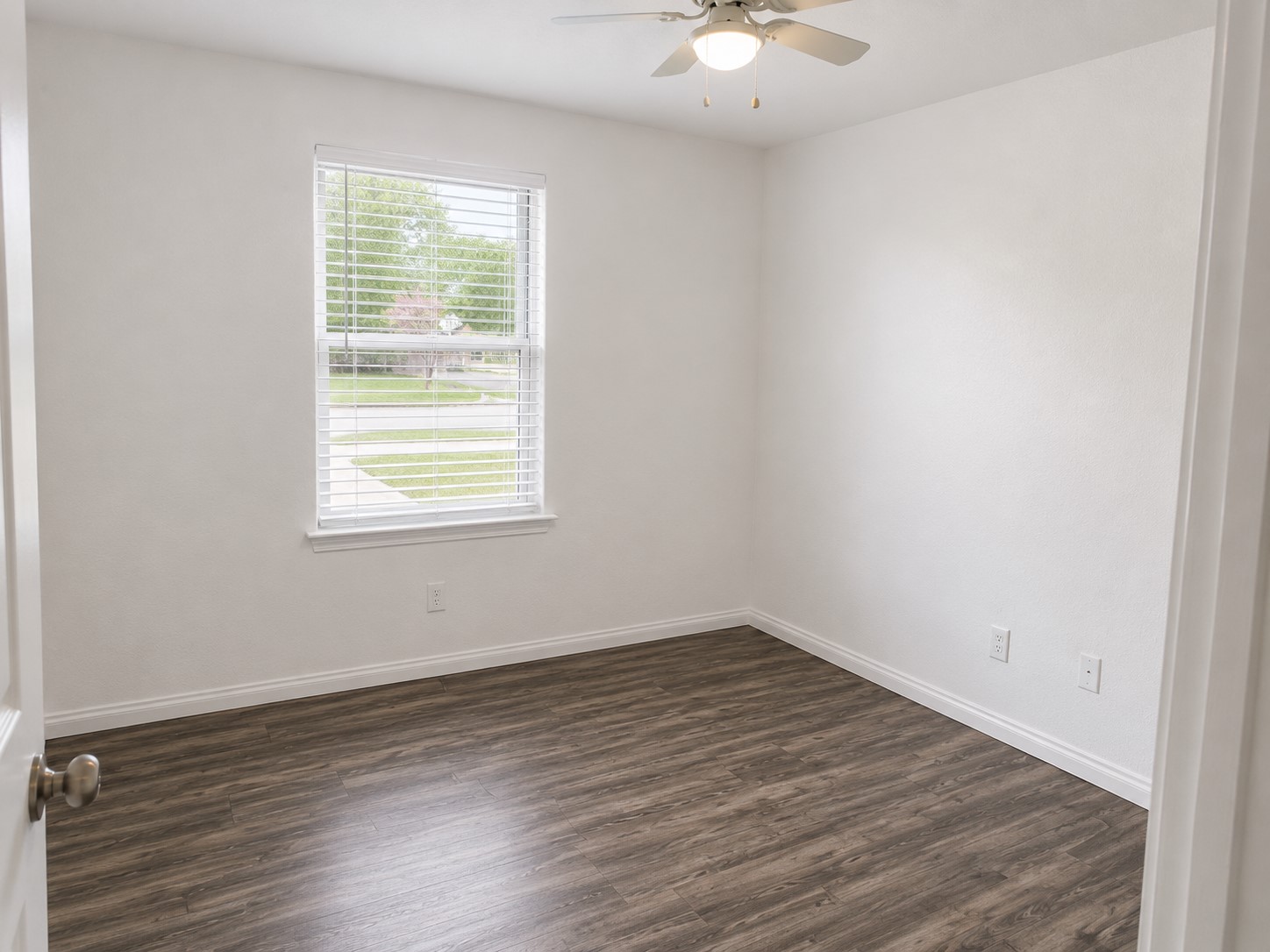 203 W Willow Street Sanger TX 76266