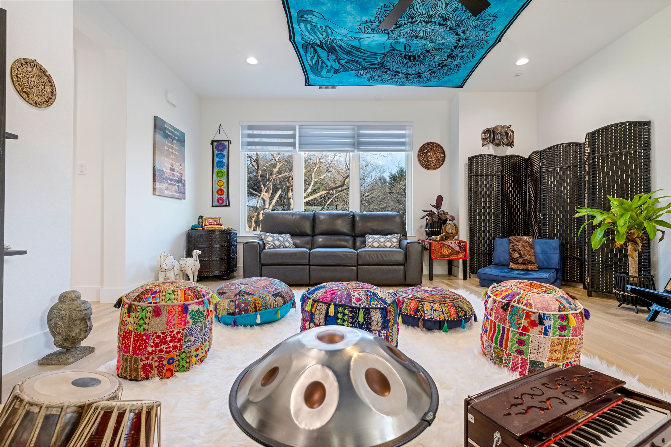 3111 Hedgerow Drive Dallas TX 75235