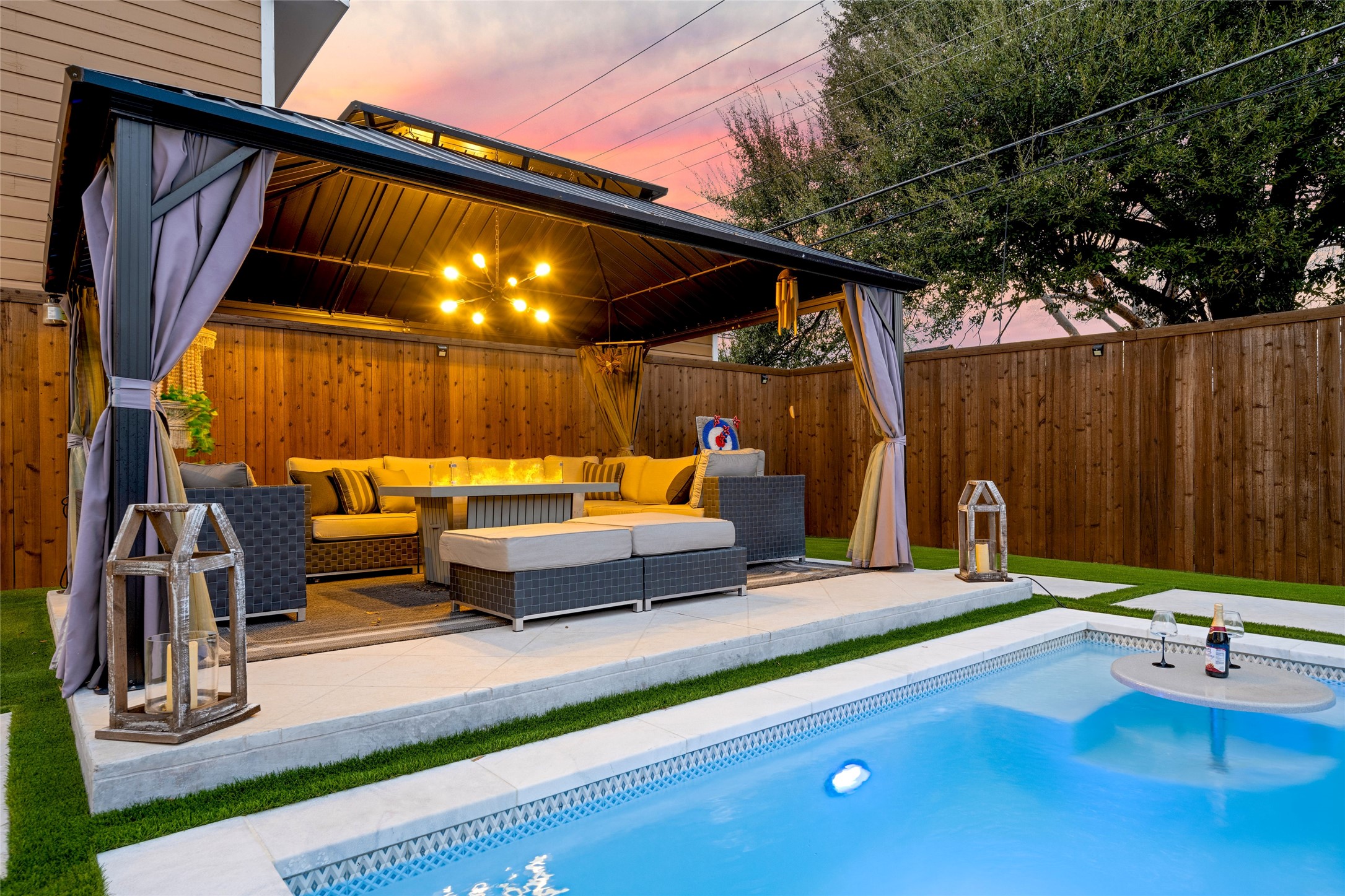 3111 Hedgerow Drive Dallas TX 75235