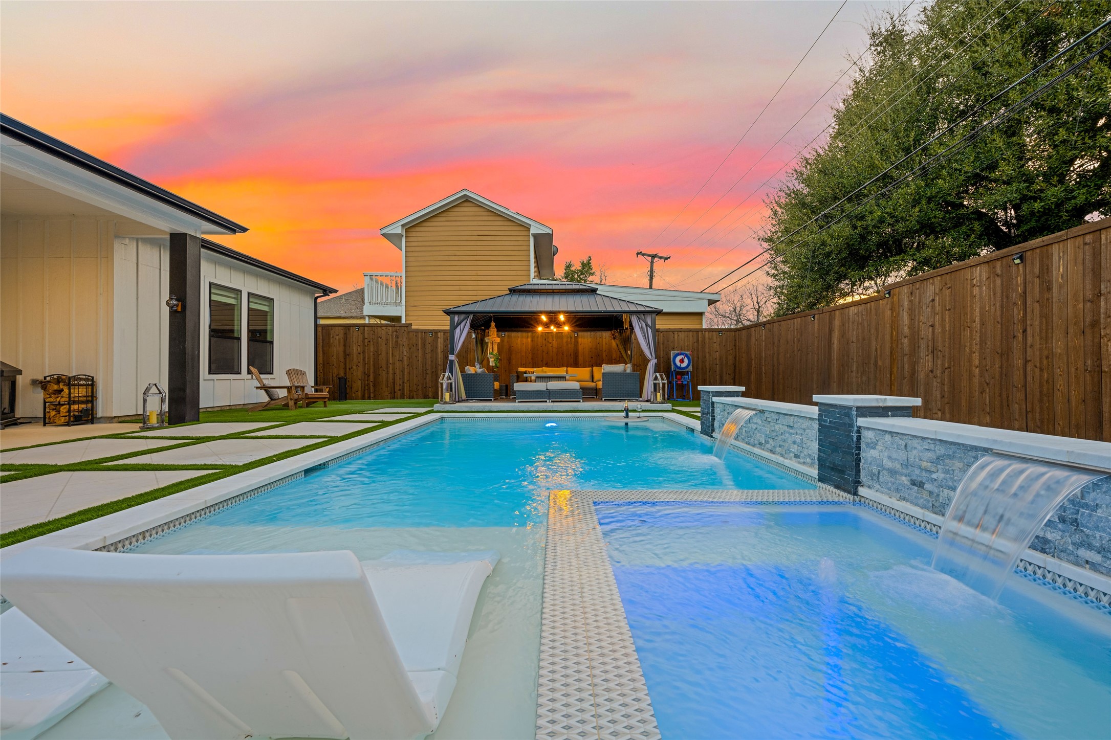 3111 Hedgerow Drive Dallas TX 75235
