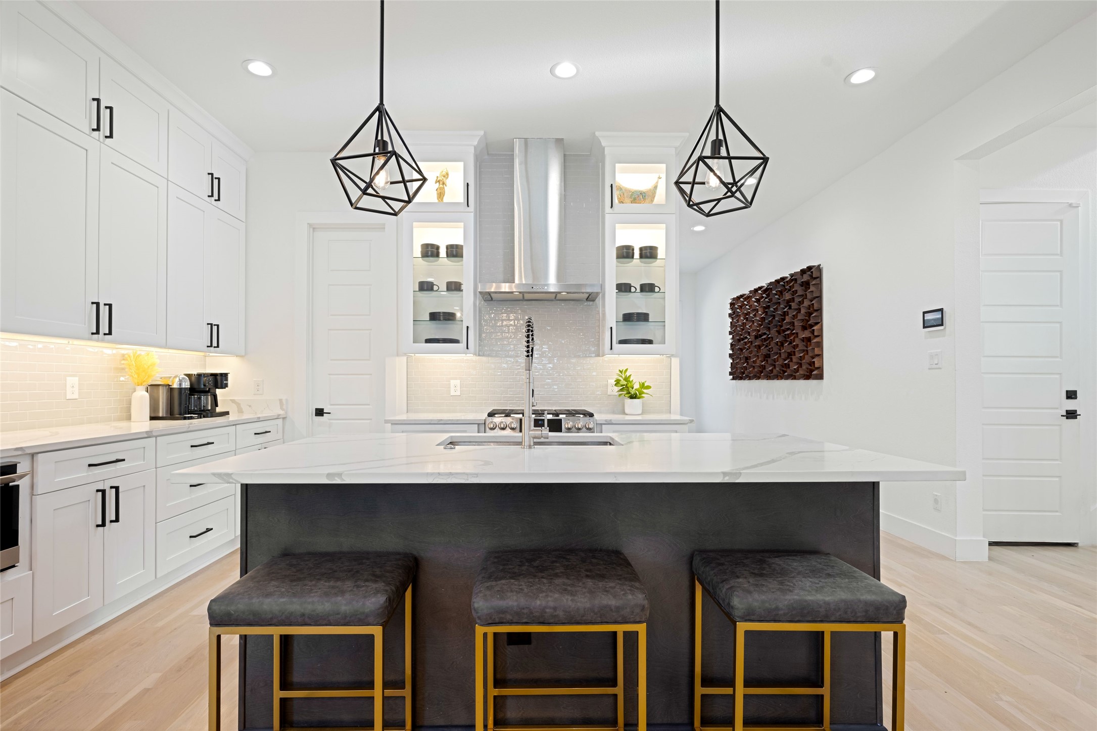 3111 Hedgerow Drive Dallas TX 75235