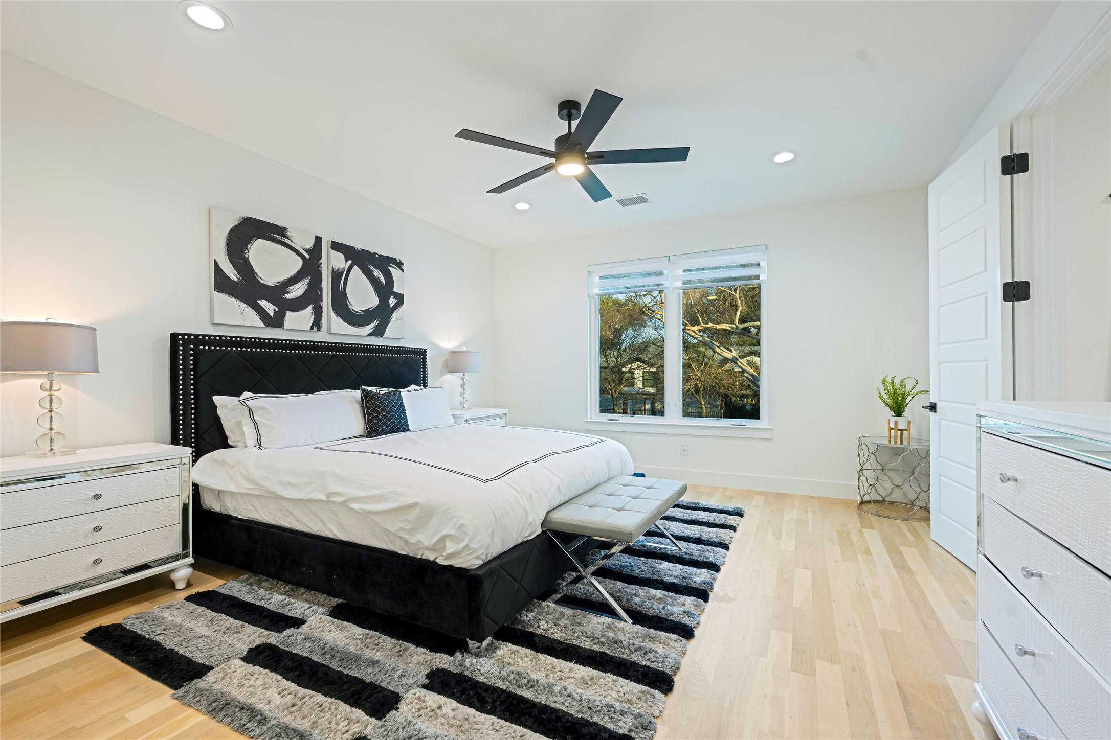 3111 Hedgerow Drive Dallas TX 75235