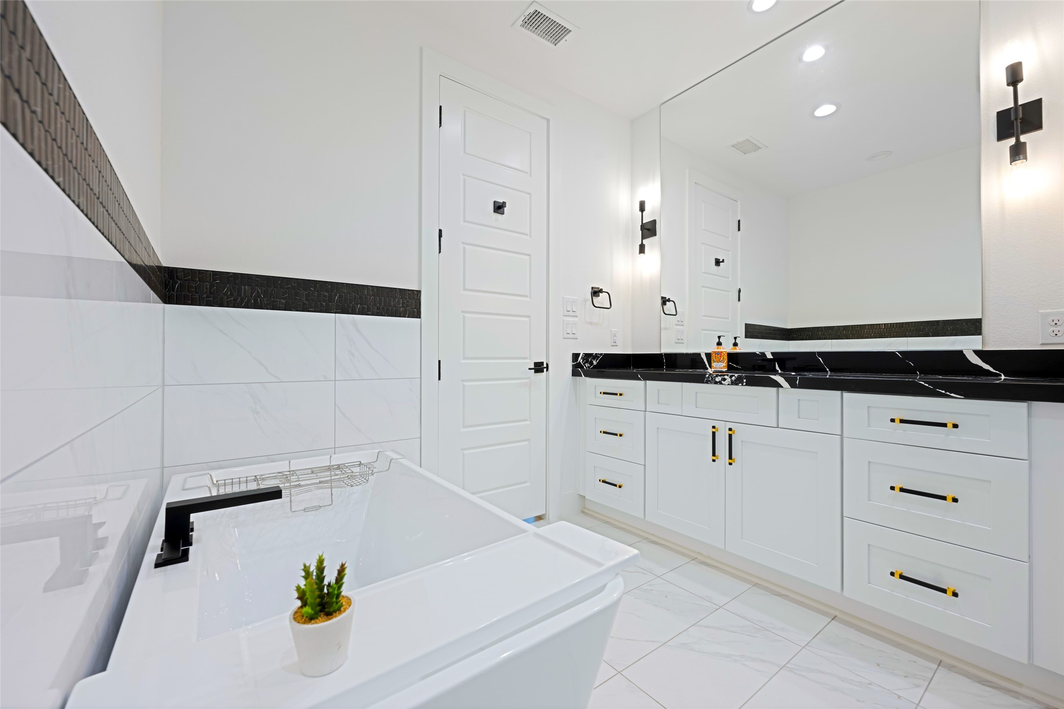 3111 Hedgerow Drive Dallas TX 75235