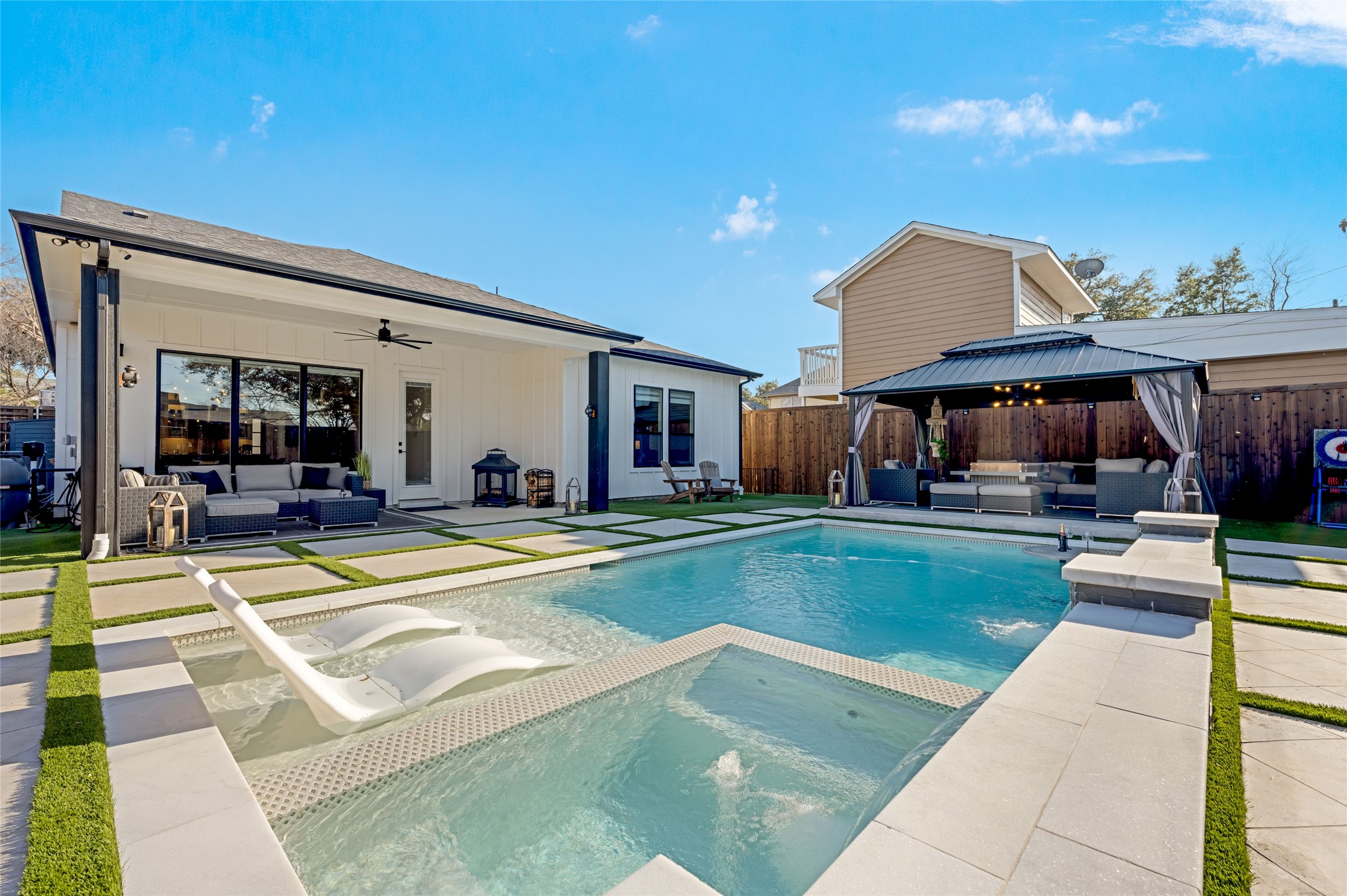 3111 Hedgerow Drive Dallas TX 75235