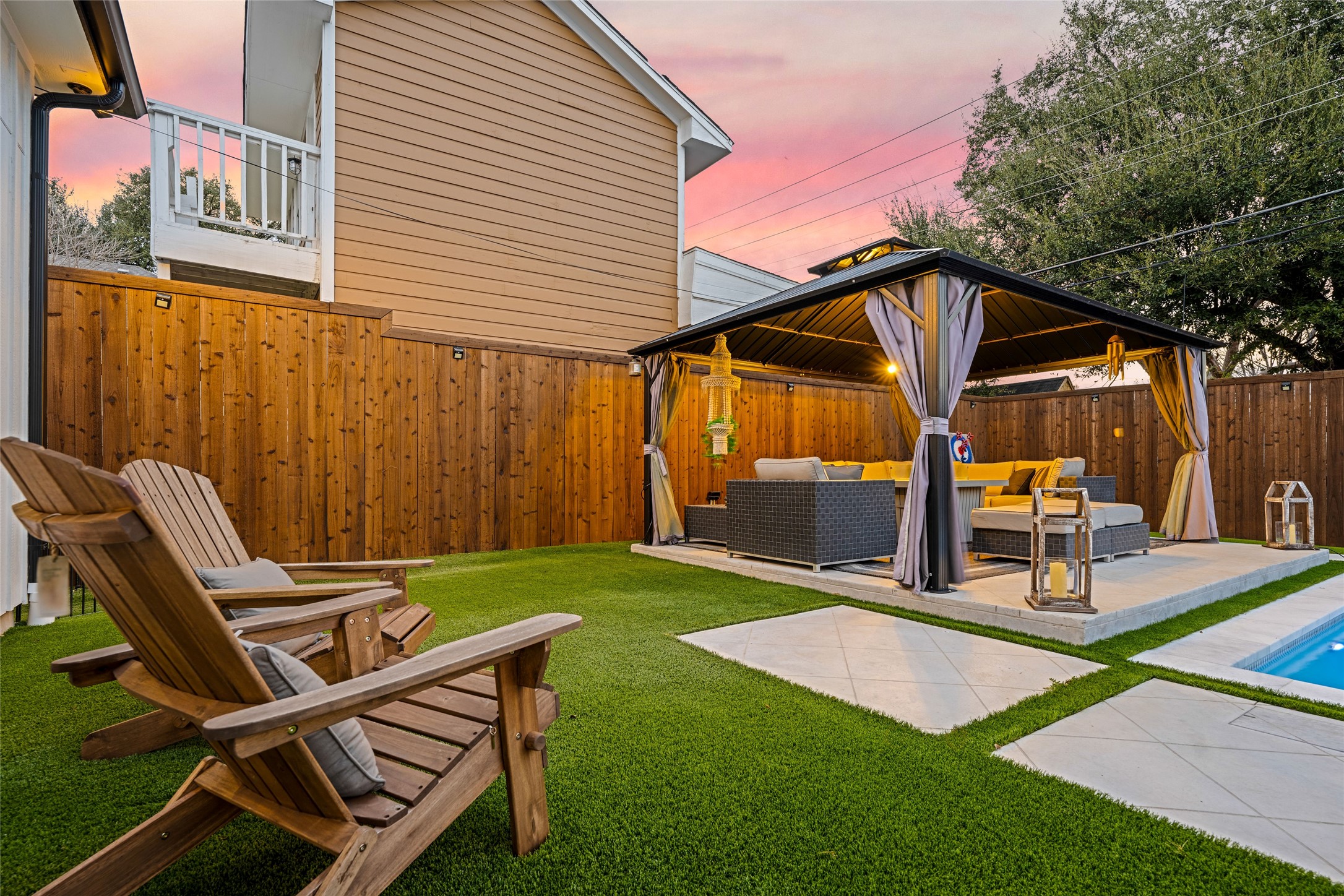 3111 Hedgerow Drive Dallas TX 75235