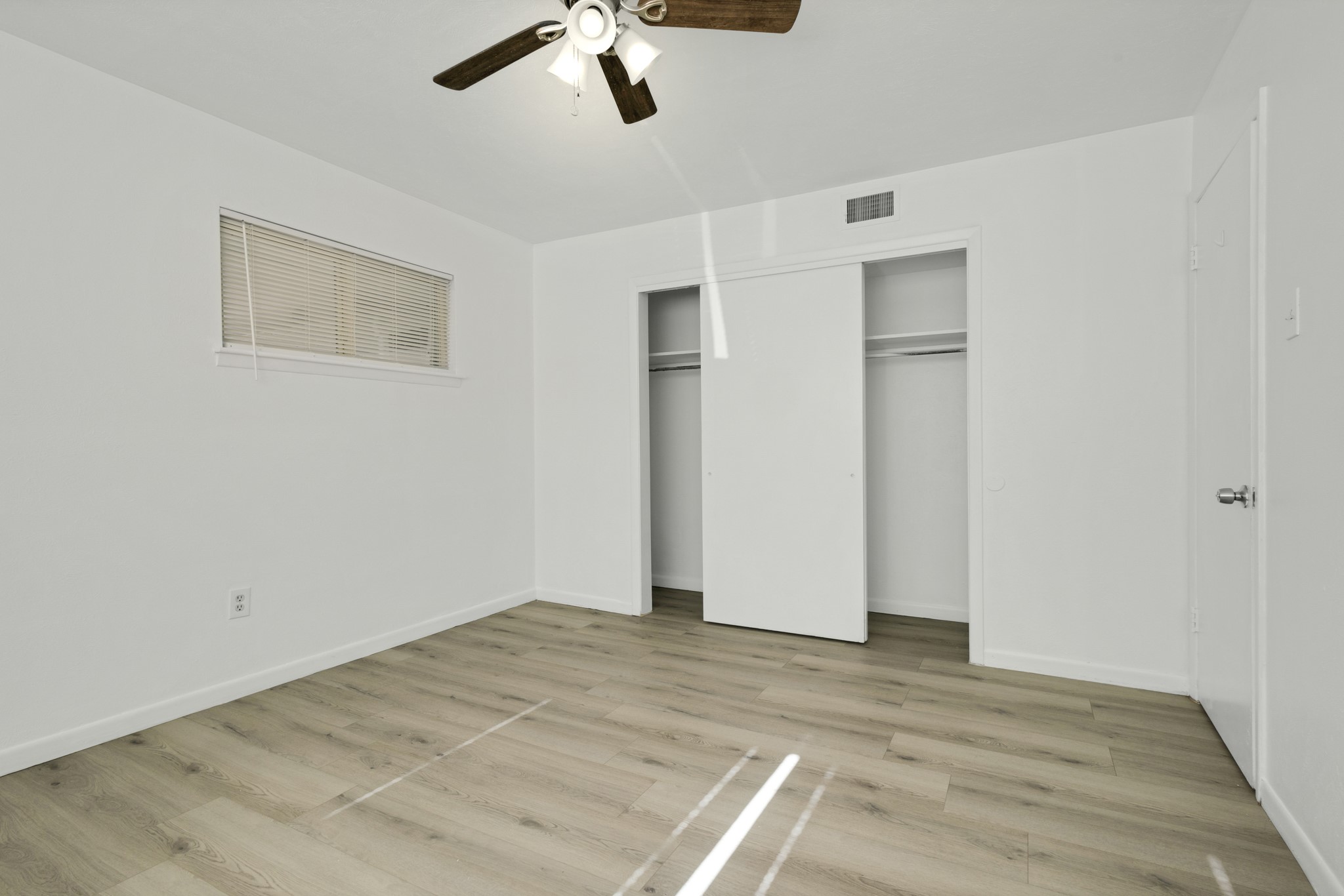 308 College Street Arlington TX 76010