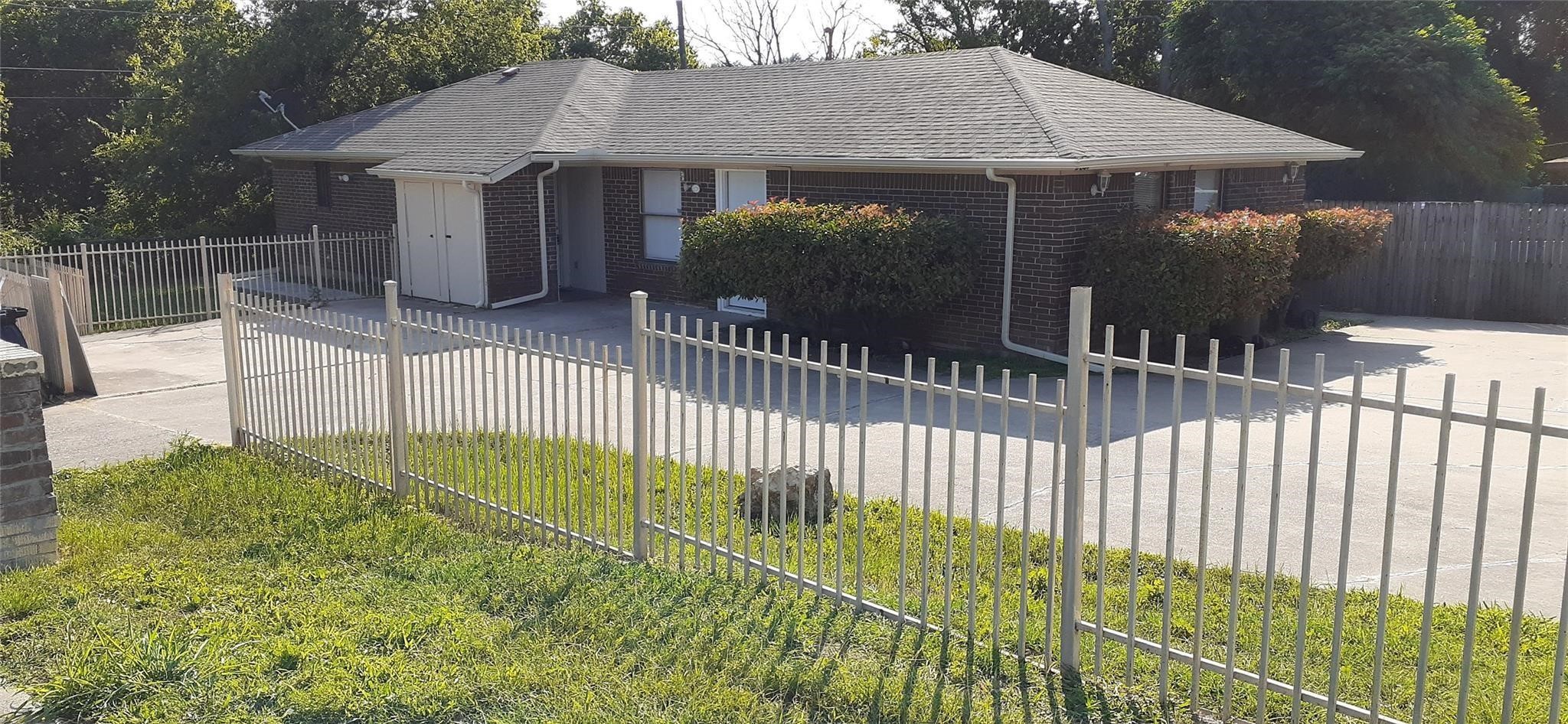 2801 19th Street Fort Worth TX 76106