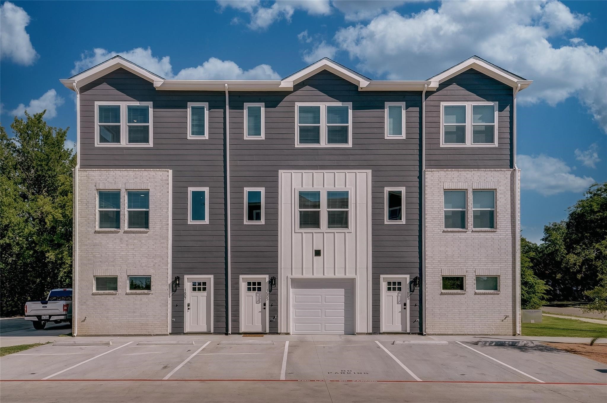 422 S Lillian Street S Stephenville TX 76401