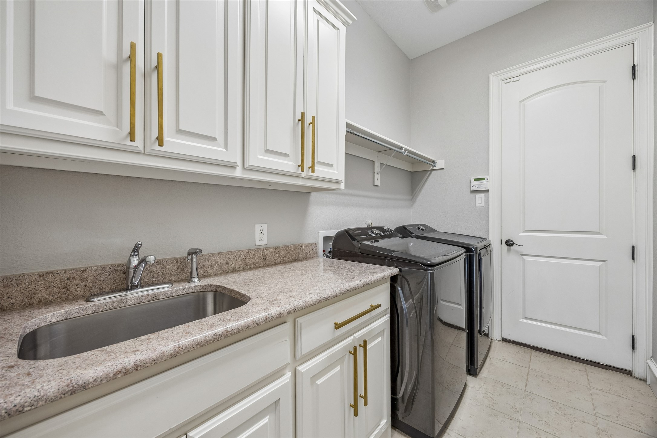 134 Santa Rosa Way Irving TX 75062
