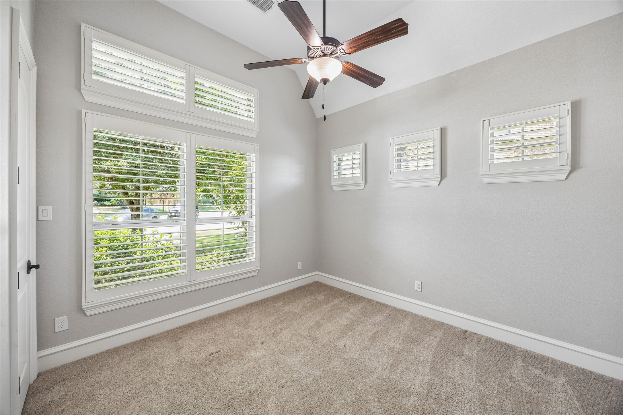 134 Santa Rosa Way Irving TX 75062