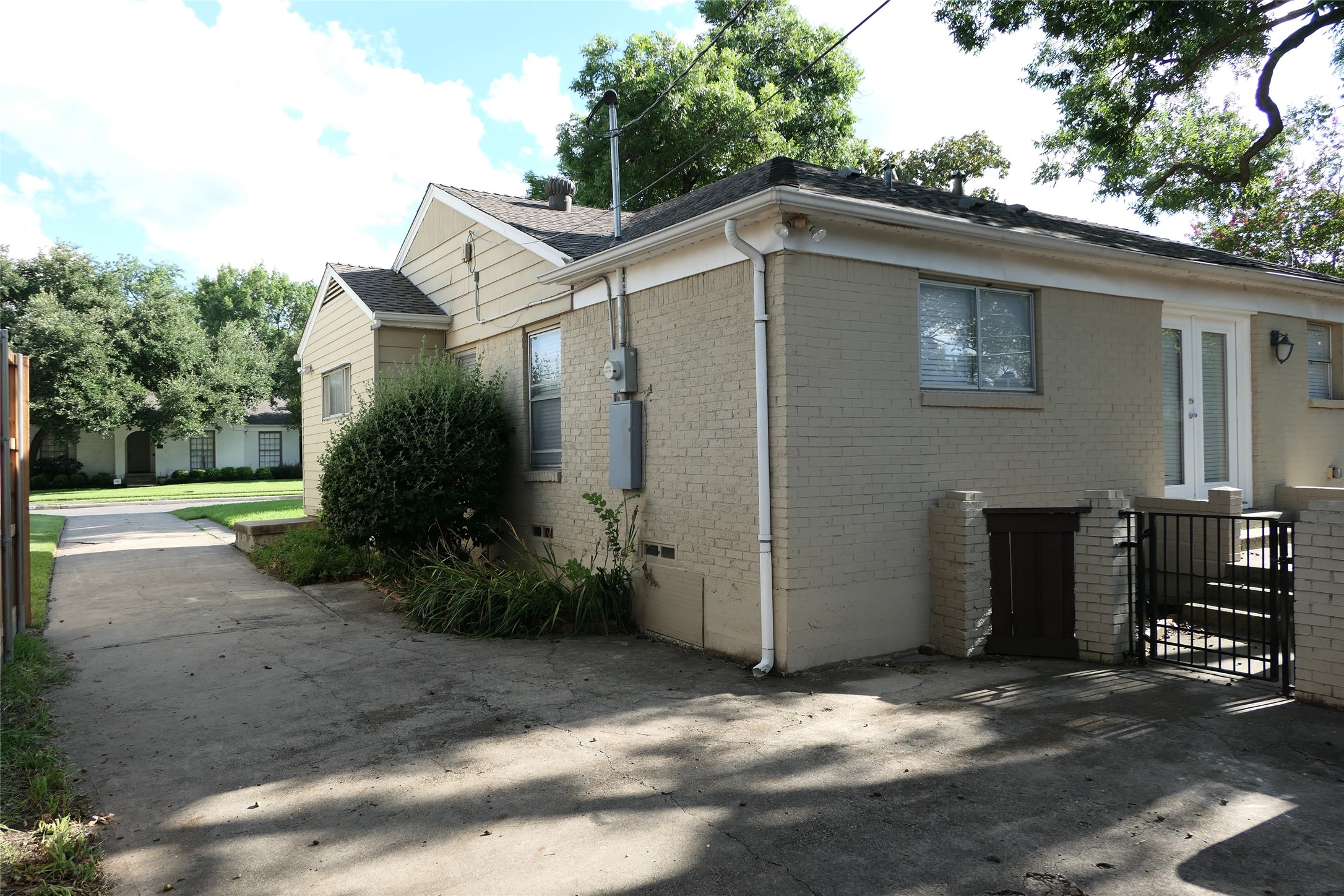 6333 Anita Street Dallas TX 75214