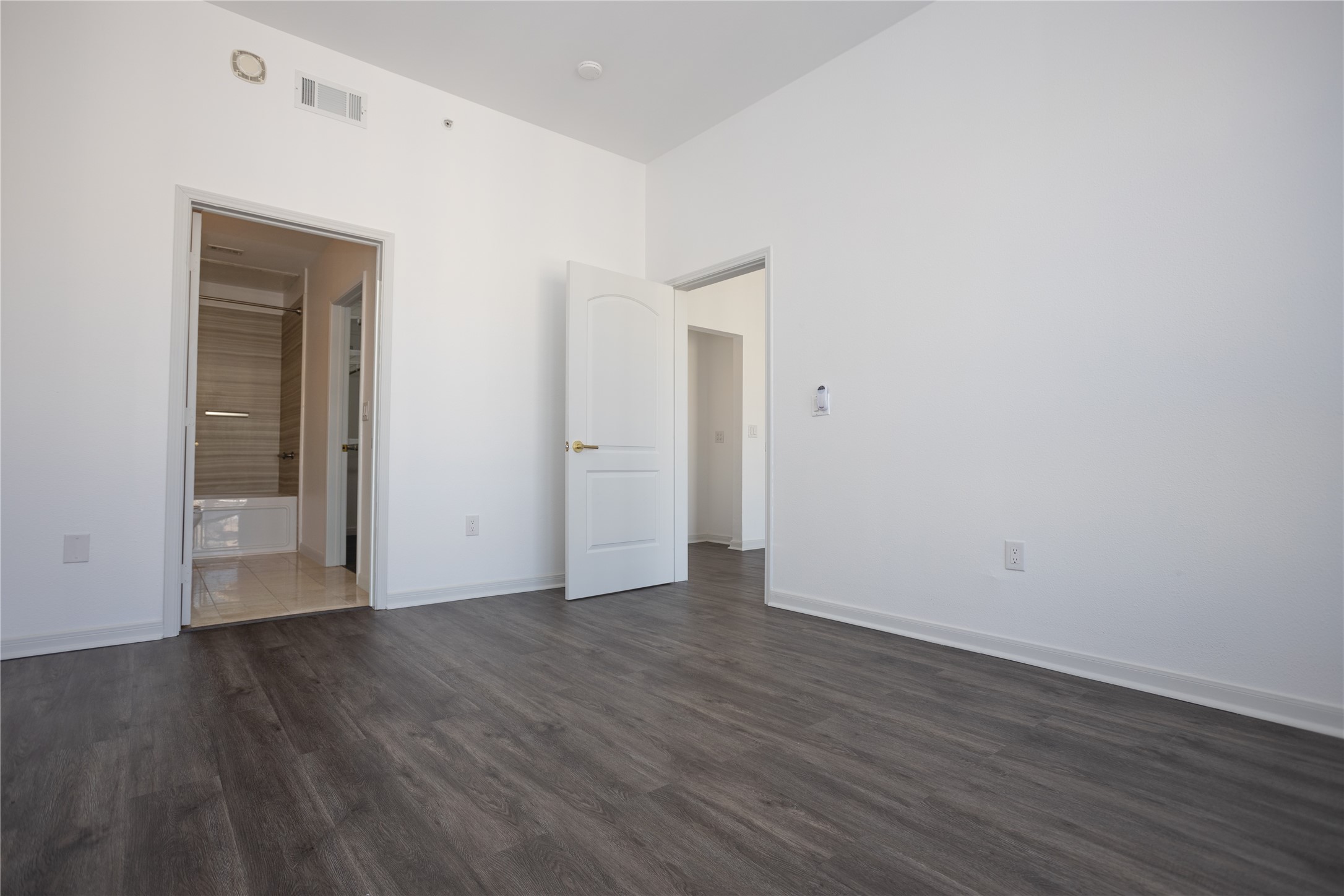 3225 Turtle Creek Boulevard Dallas TX 75219