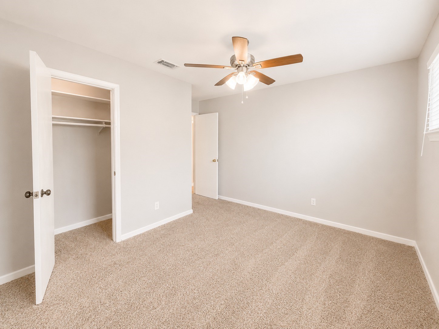 930 Lindy Court Irving TX 75060