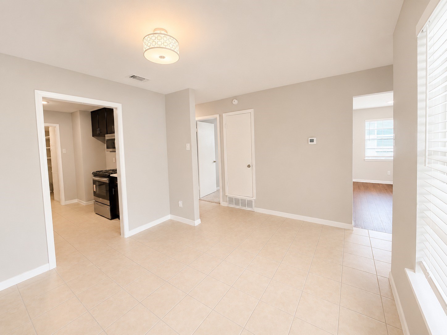 930 Lindy Court Irving TX 75060