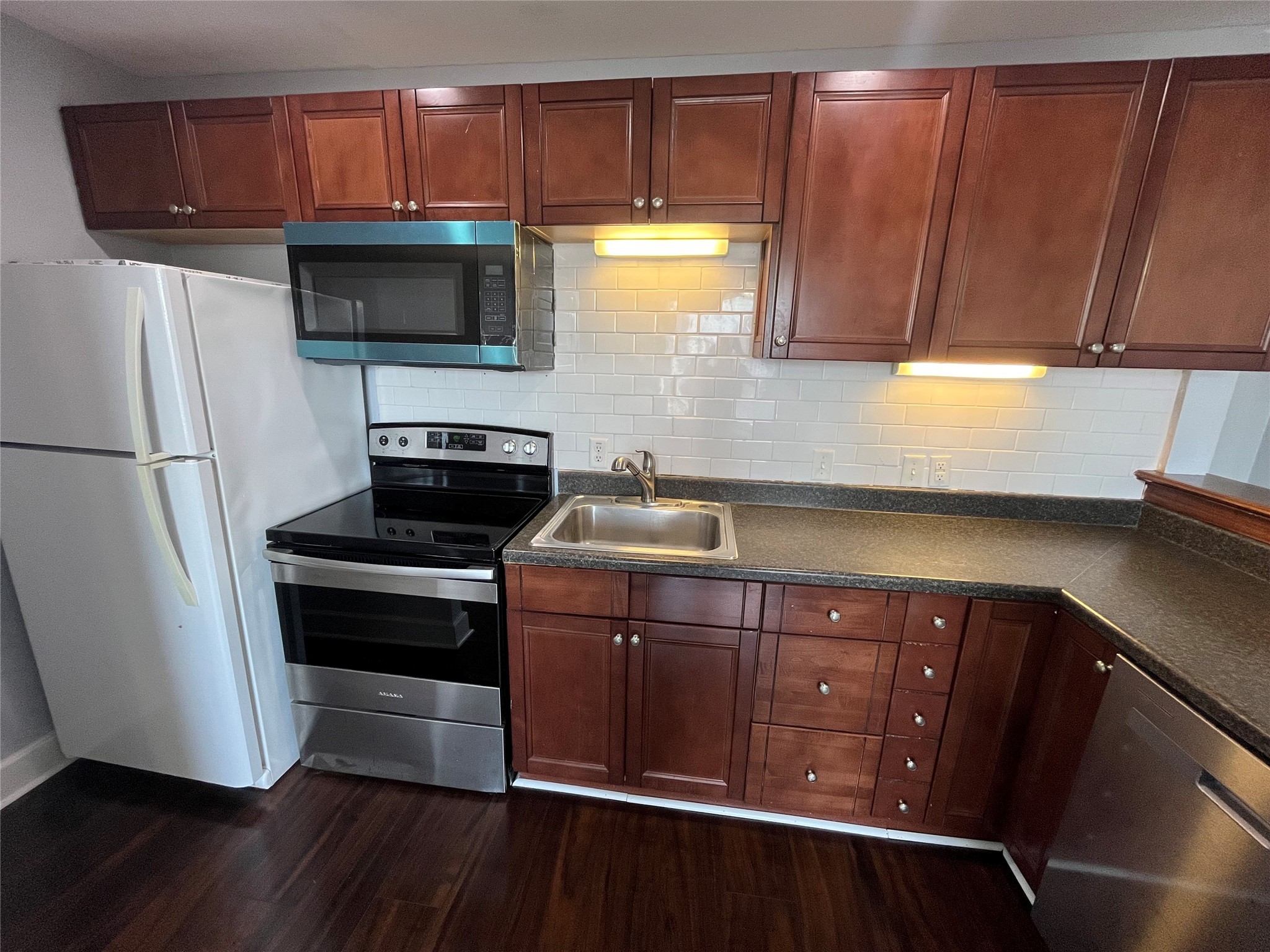 2518 N Fitzhugh Avenue Dallas TX 75204