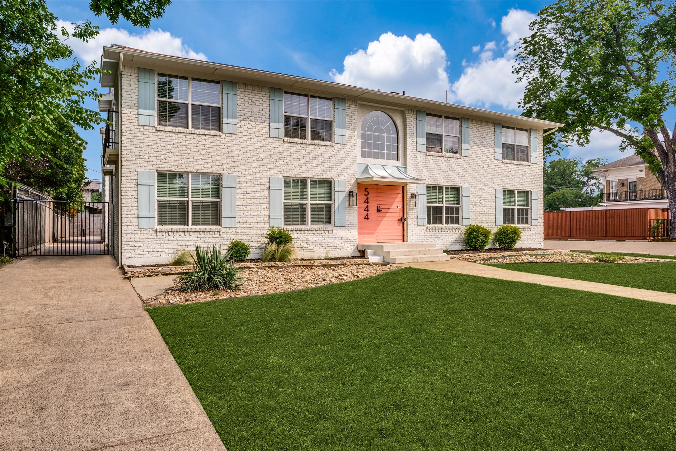 5444 Gaston Avenue Dallas TX 75214