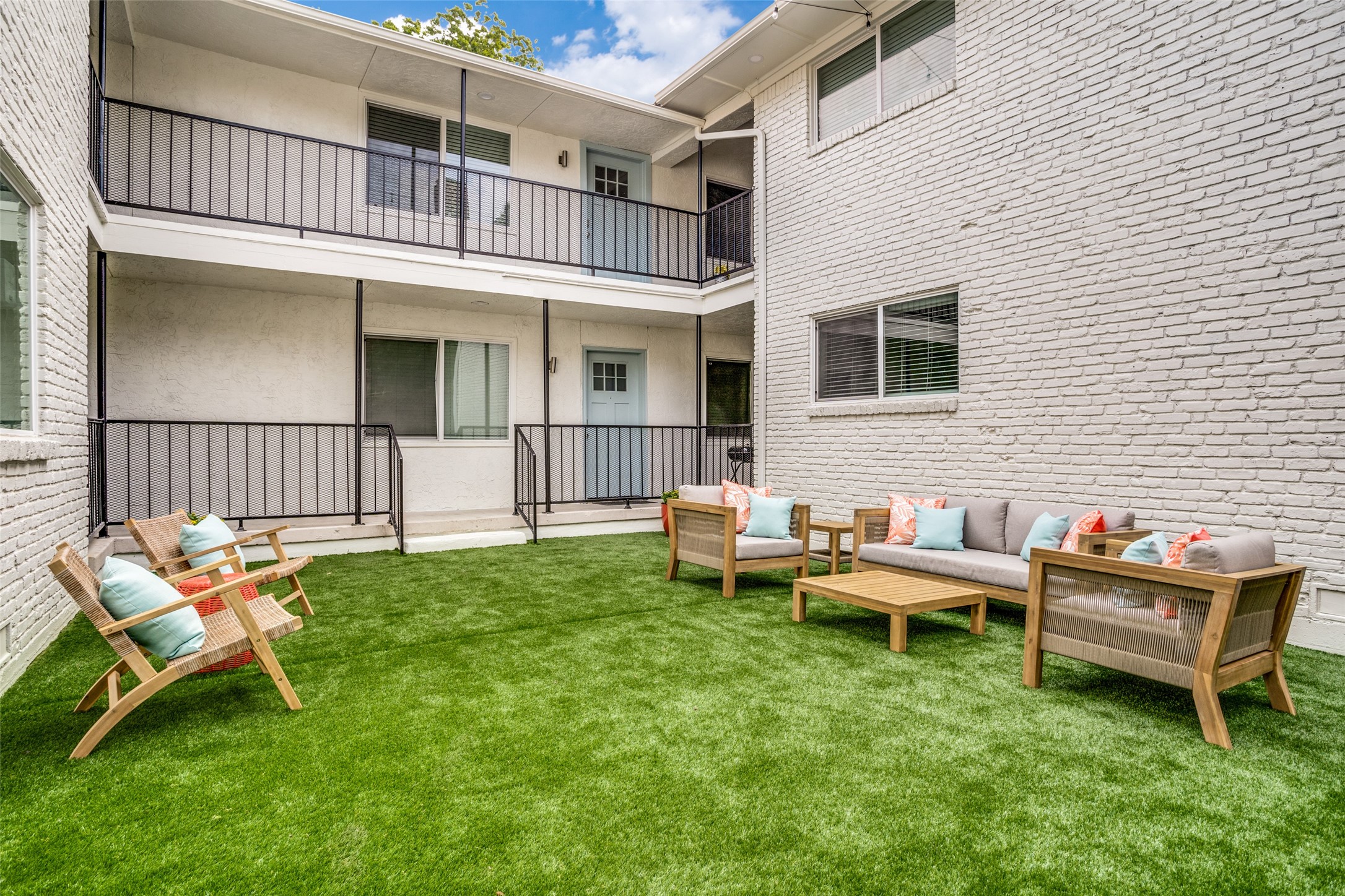 5444 Gaston Avenue Dallas TX 75214
