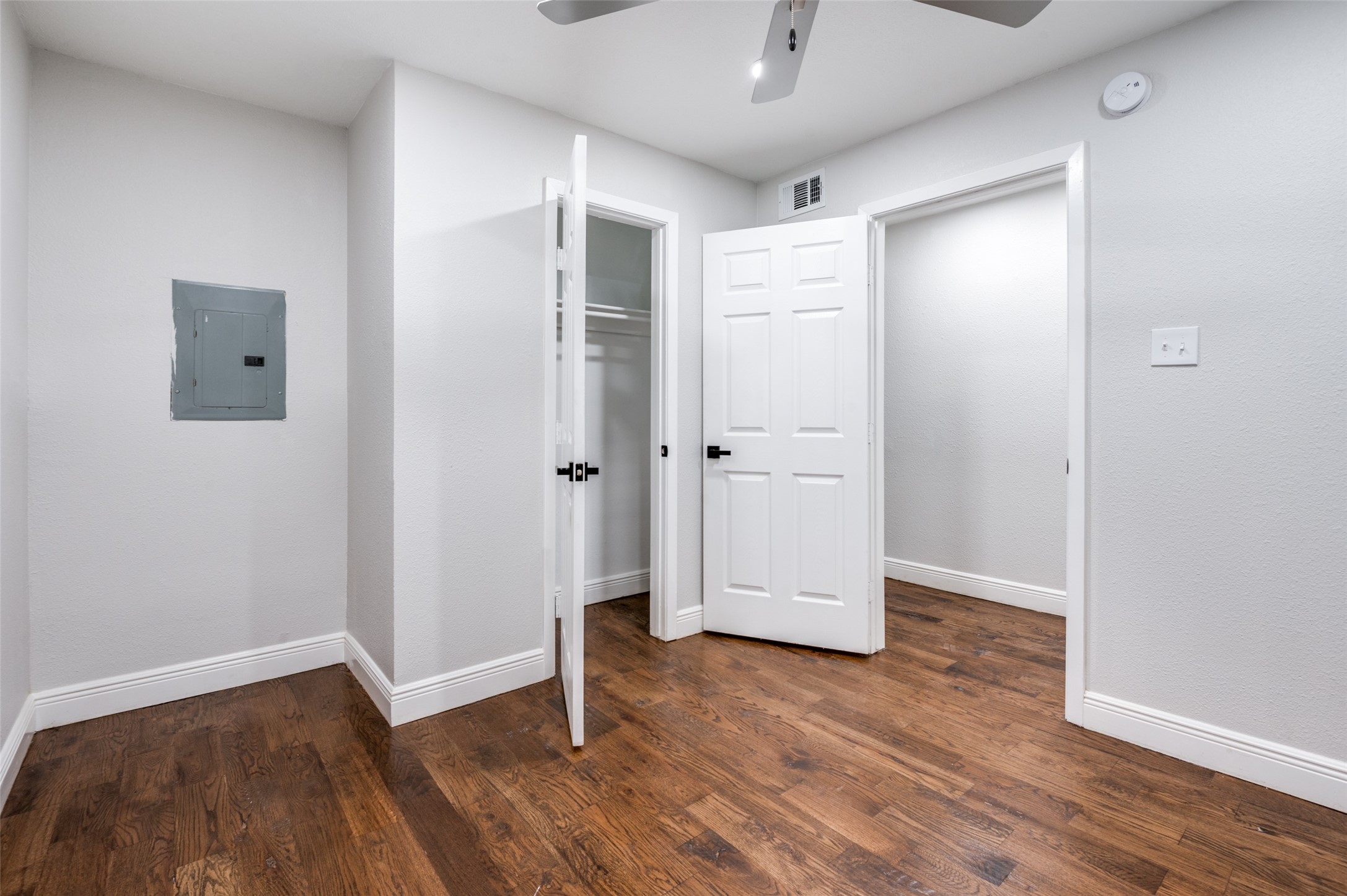 5444 Gaston Avenue Dallas TX 75214