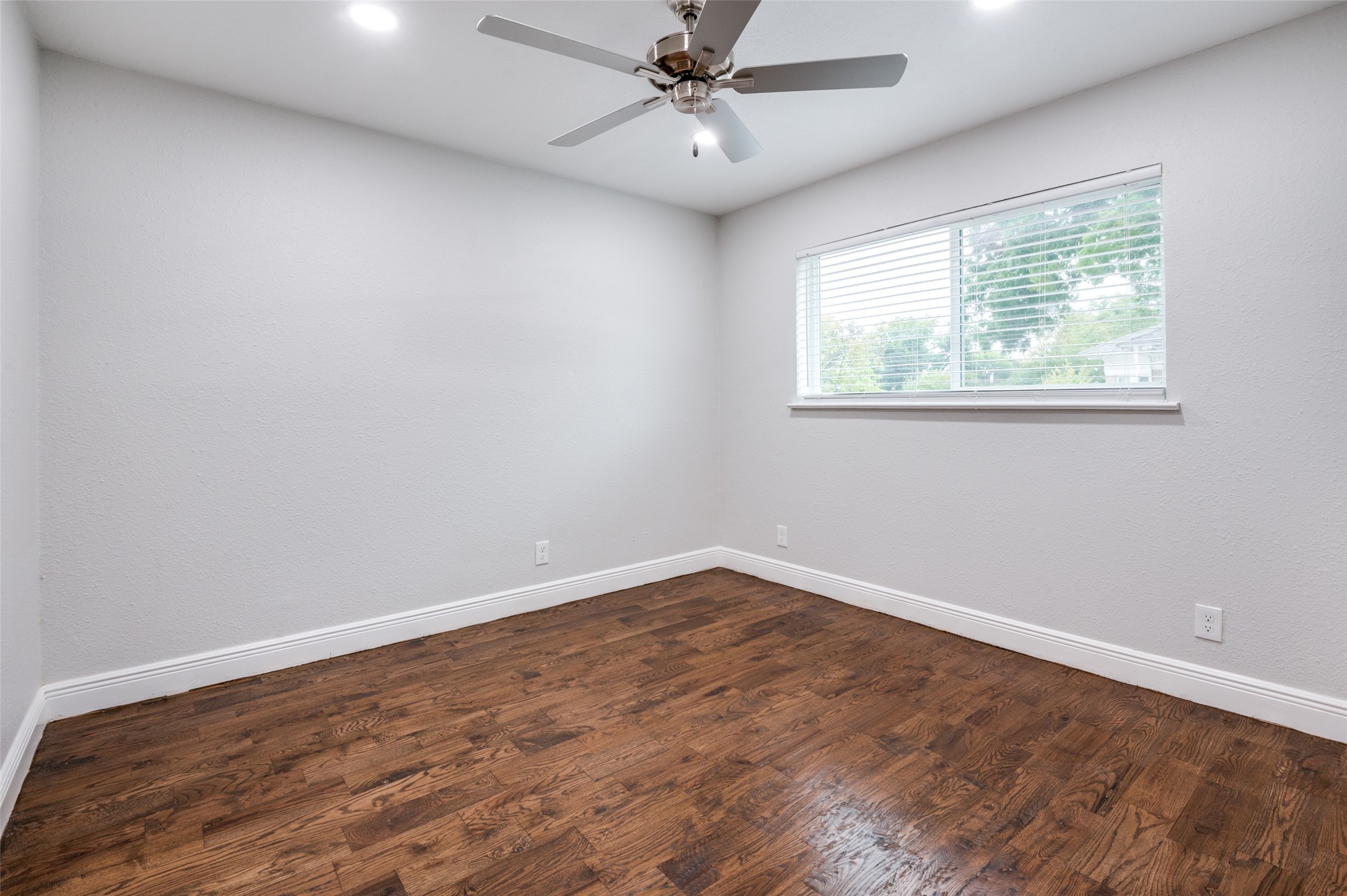 5444 Gaston Avenue Dallas TX 75214