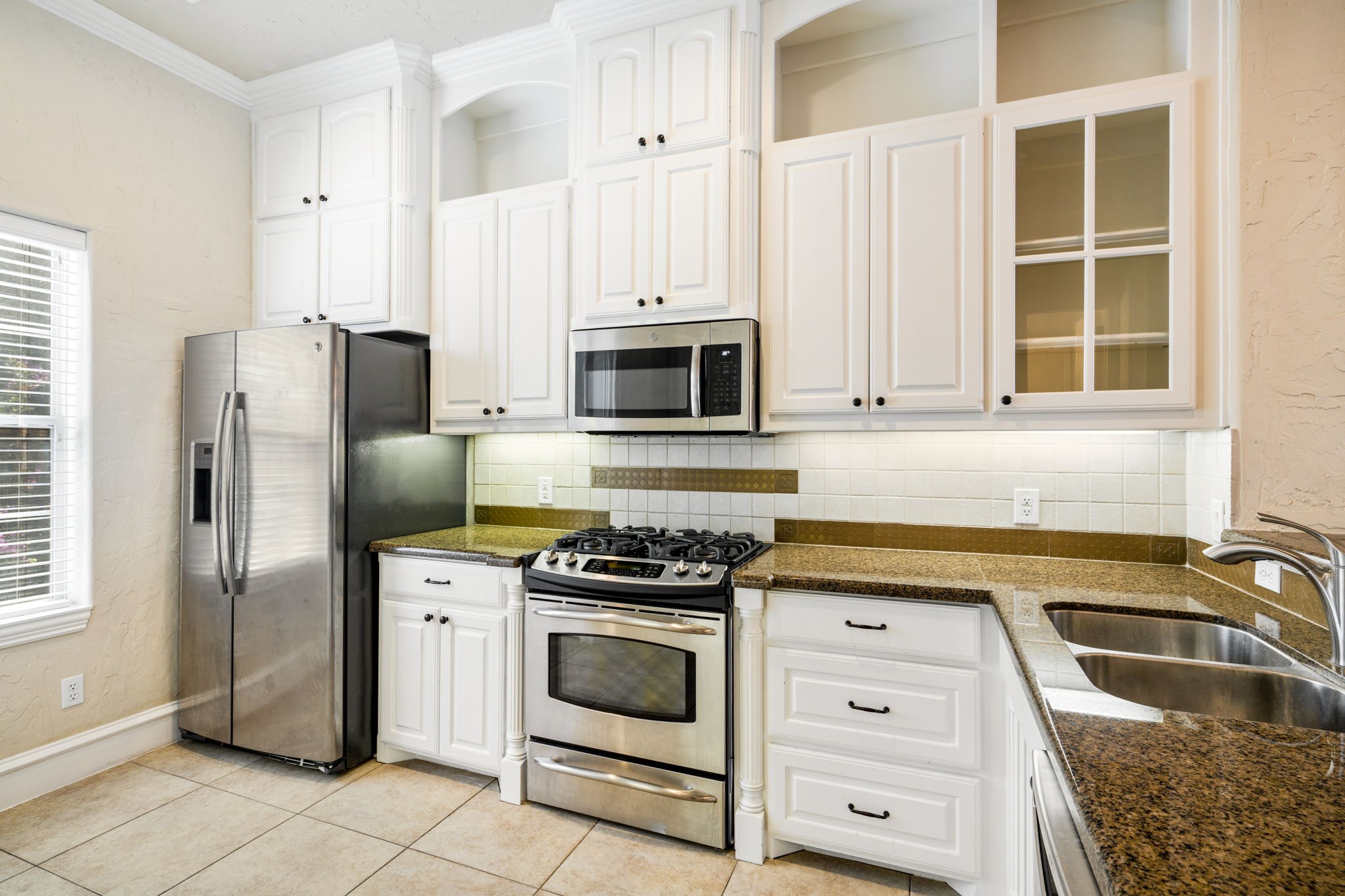 554 Rockingham Drive Irving TX 75063