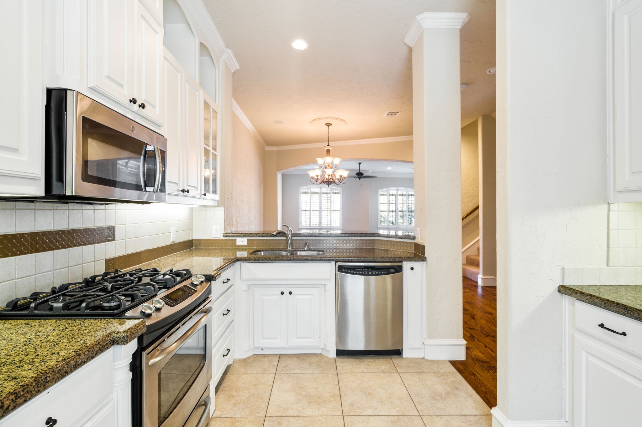 554 Rockingham Drive Irving TX 75063