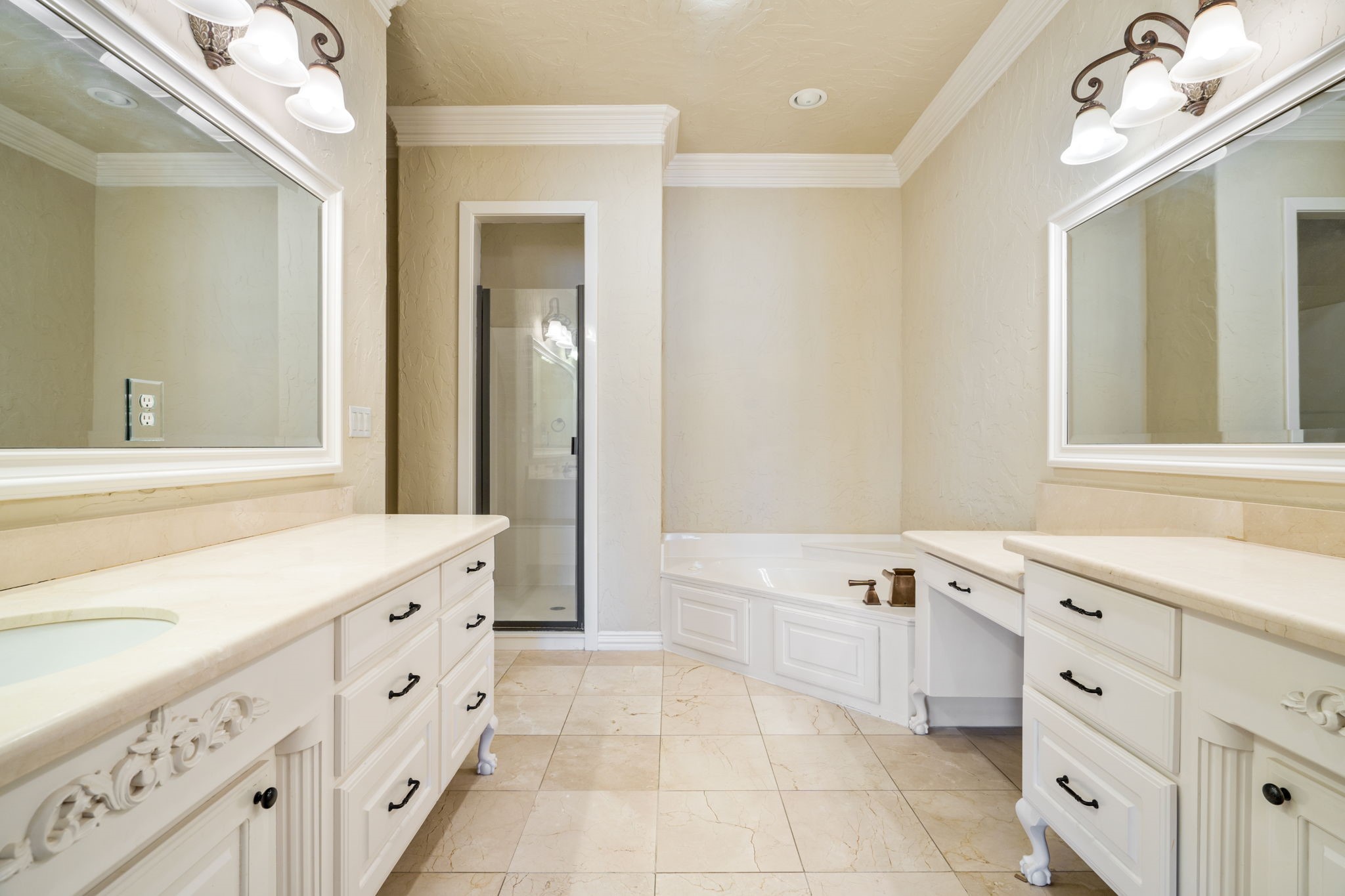 554 Rockingham Drive Irving TX 75063