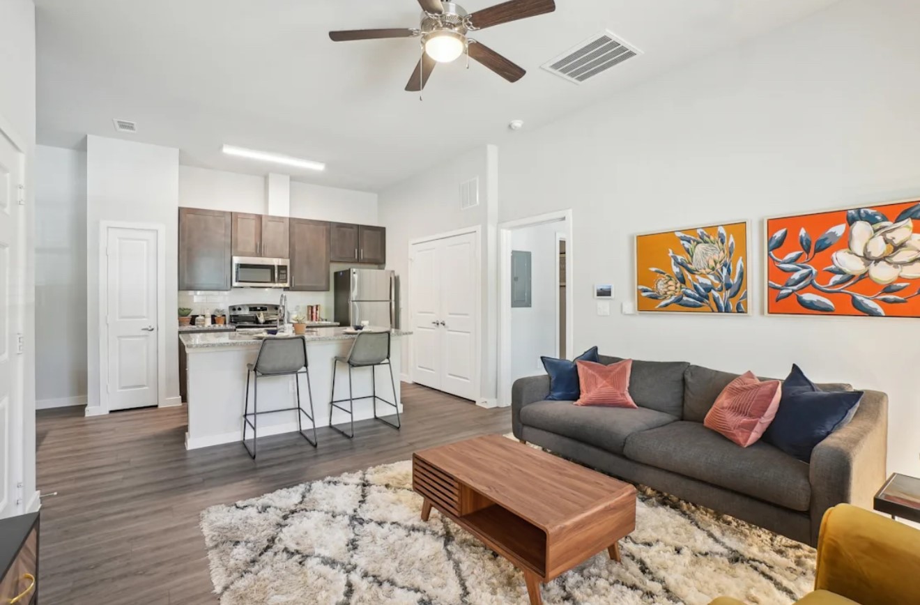 8200 Clarksprings Drive Dallas TX 75236