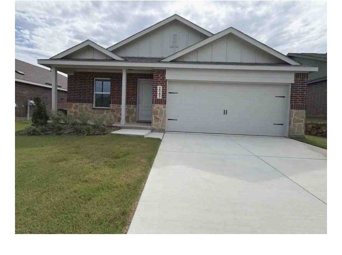 2043 Stable Lane Aubrey TX 76227