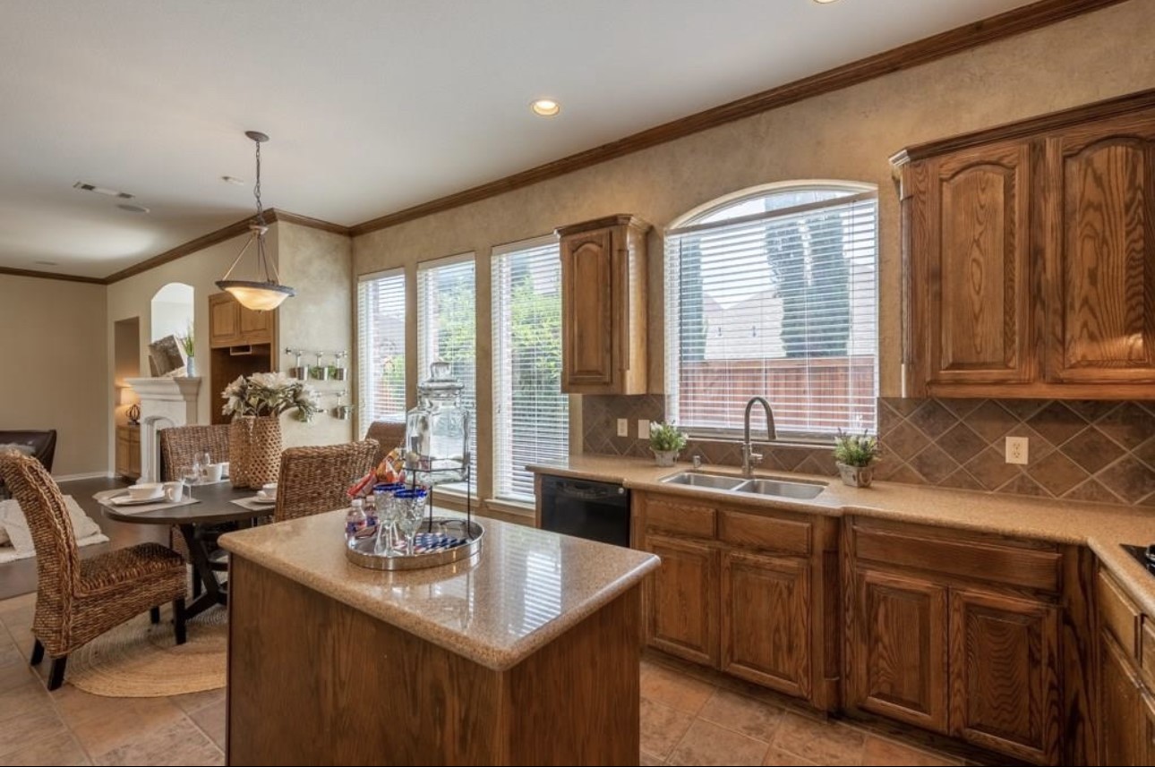 33 Misty Pond Drive Frisco TX 75034