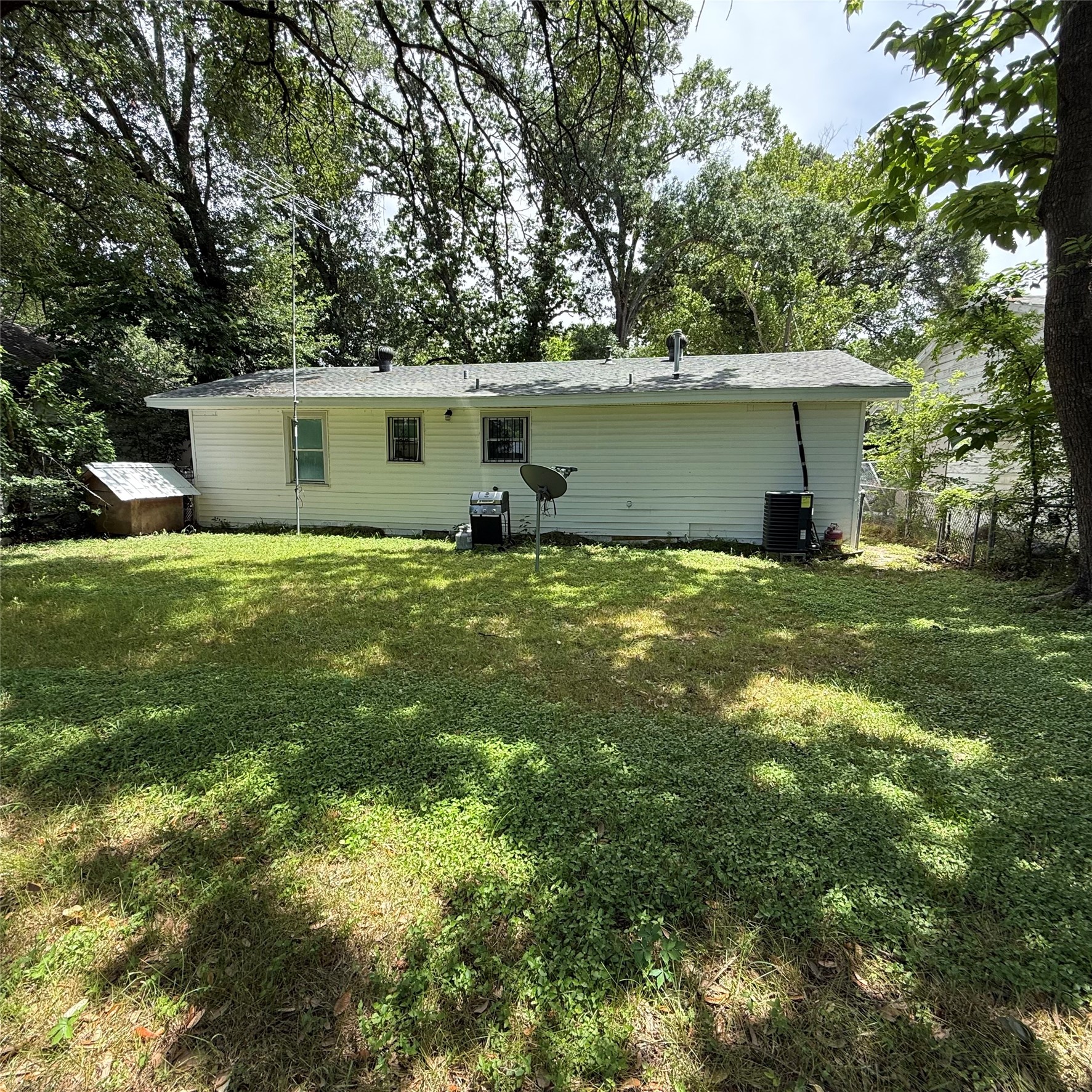 1306 Liveoak Avenue Corsicana TX 75110