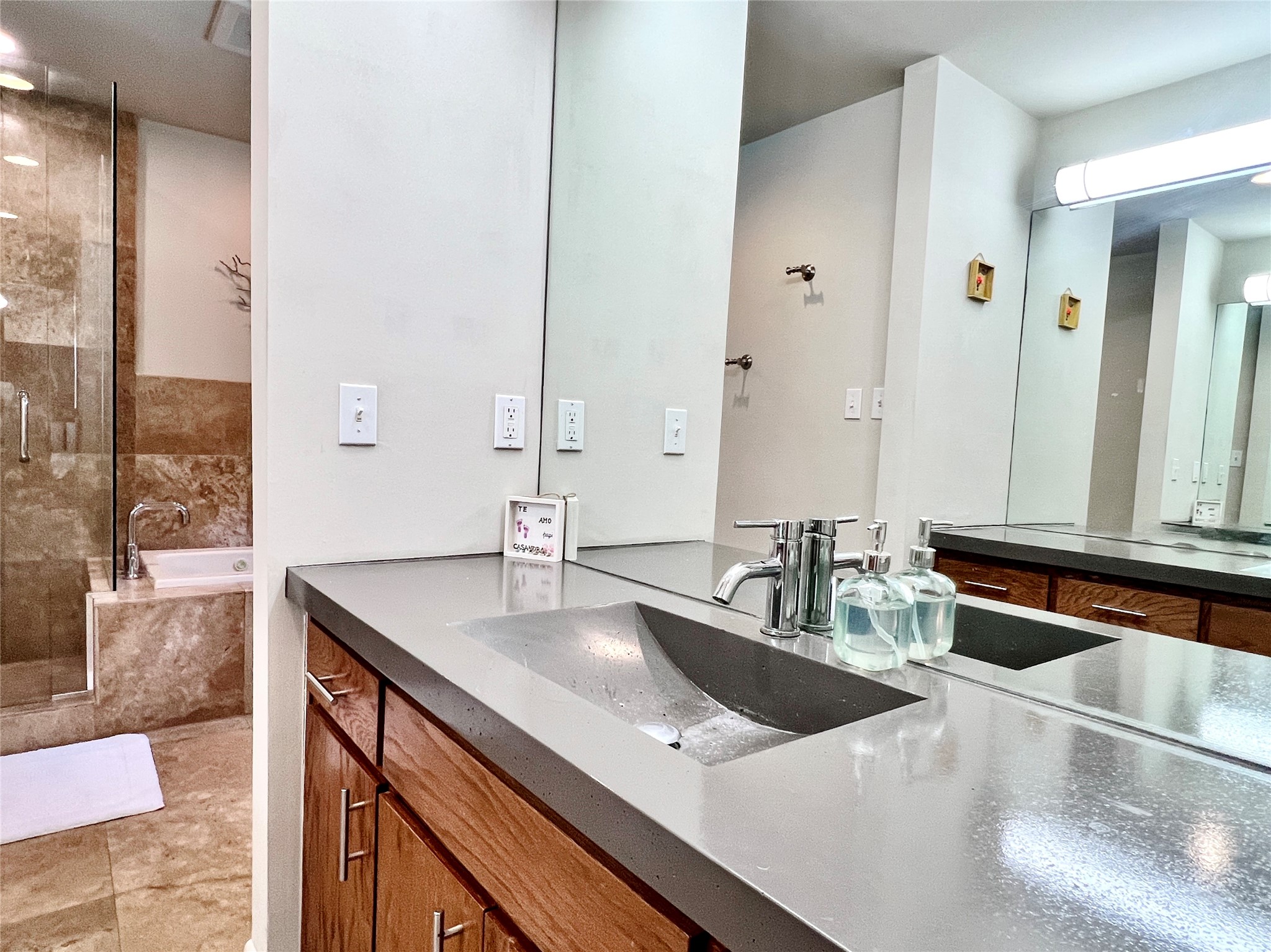 3421 Dartmoor Drive Dallas TX 75229