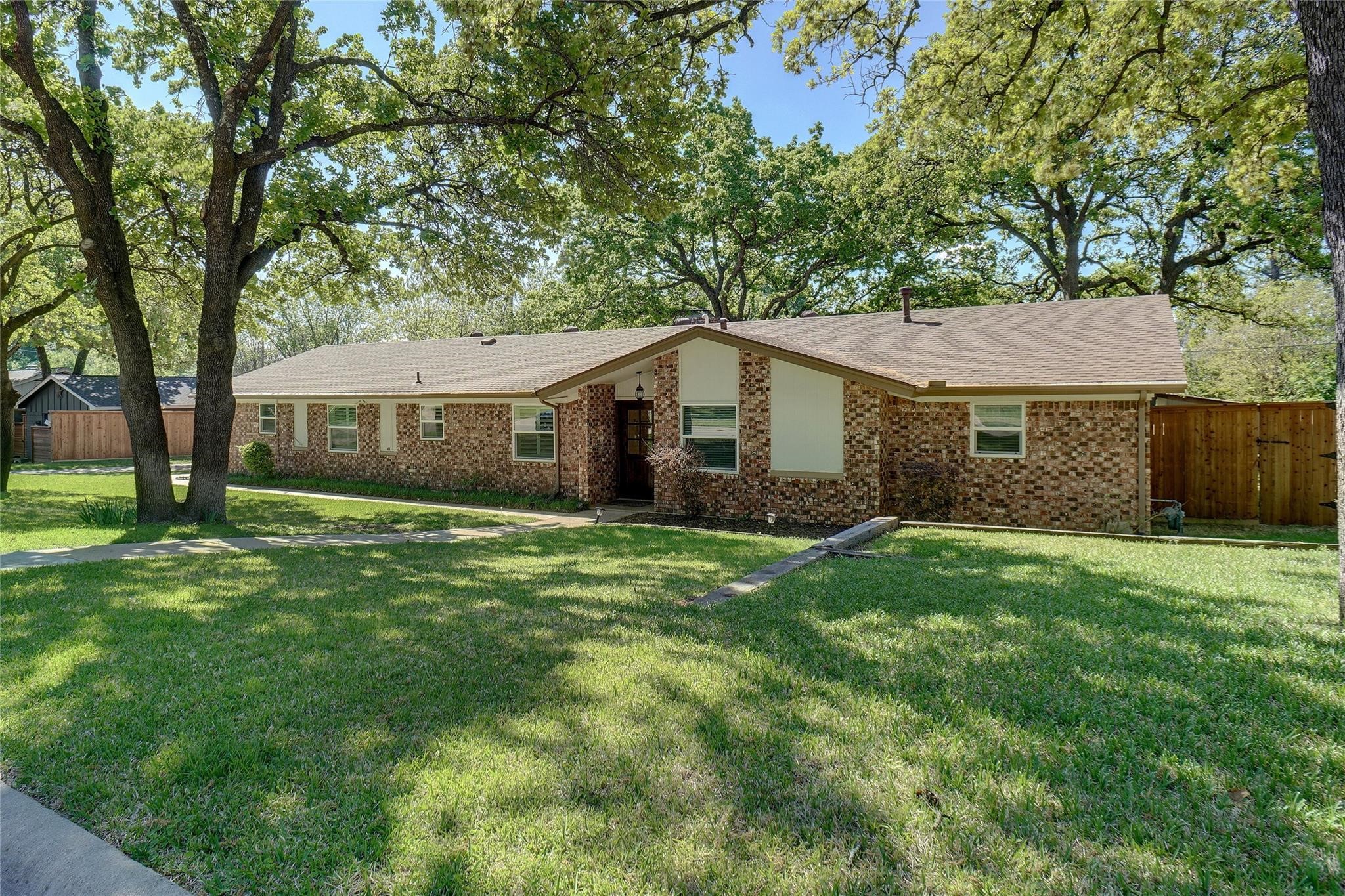 605 Hillside Road Colleyville TX 76034
