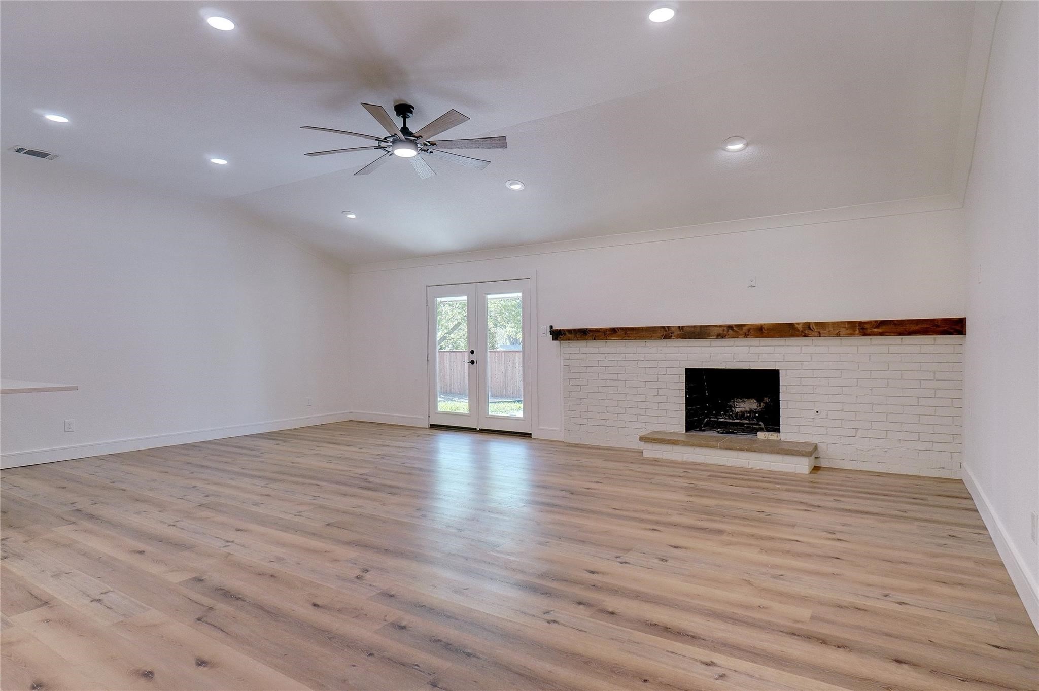 605 Hillside Road Colleyville TX 76034