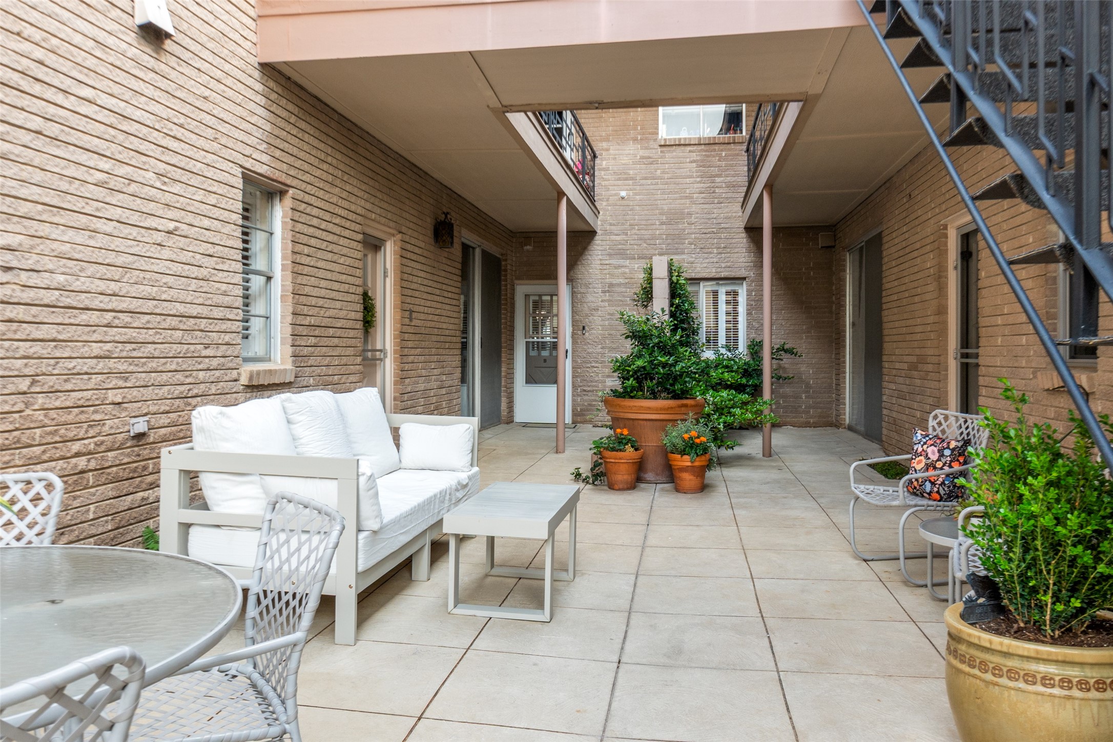 6306 Bandera Avenue Dallas TX 75225