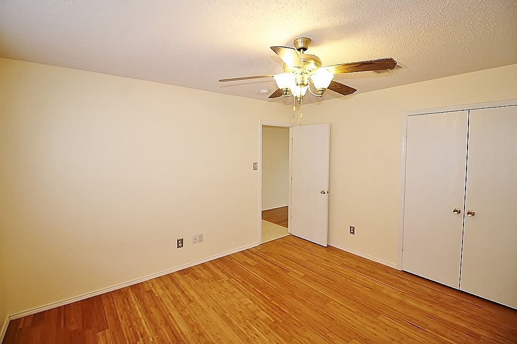 2936 Santa Sabina Drive Grand Prairie TX 75052