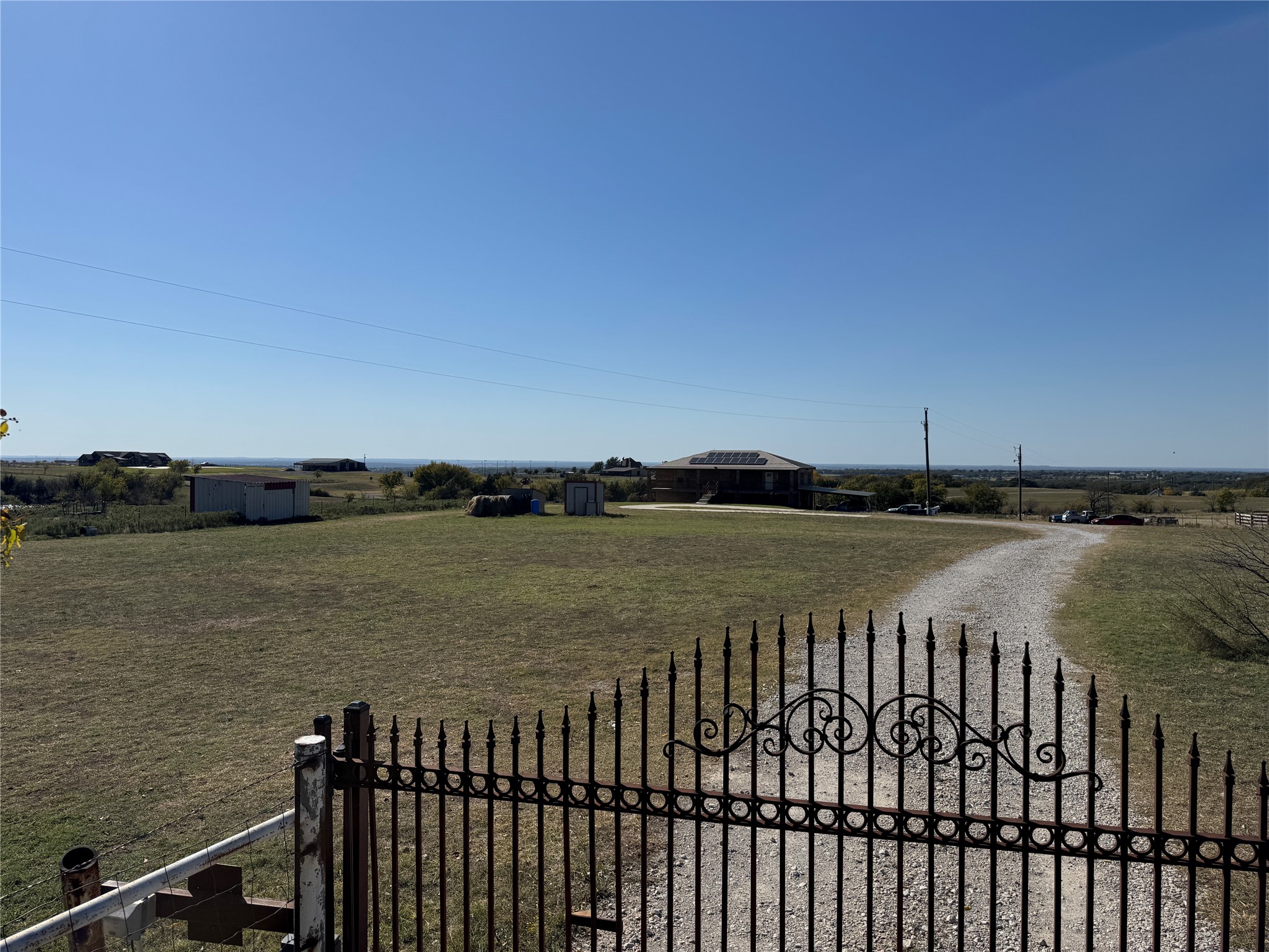 528 County Road 4227 Decatur TX 76234