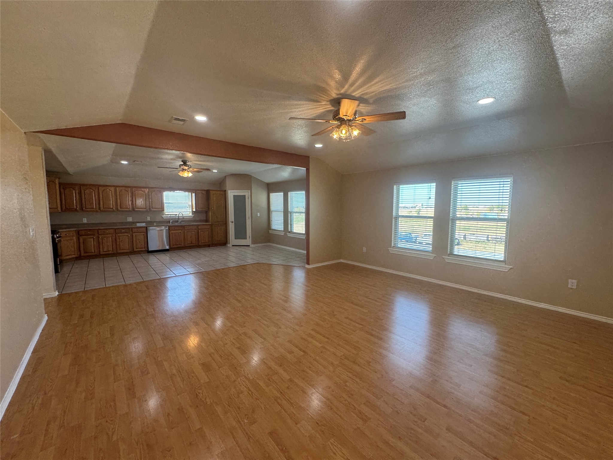 528 County Road 4227 Decatur TX 76234