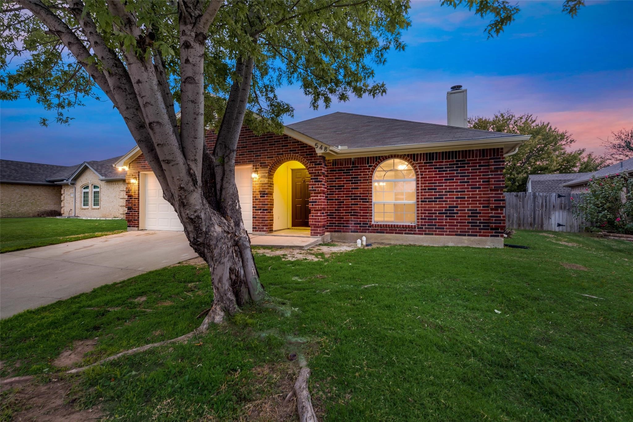 548 Asbury Drive Saginaw TX 76179