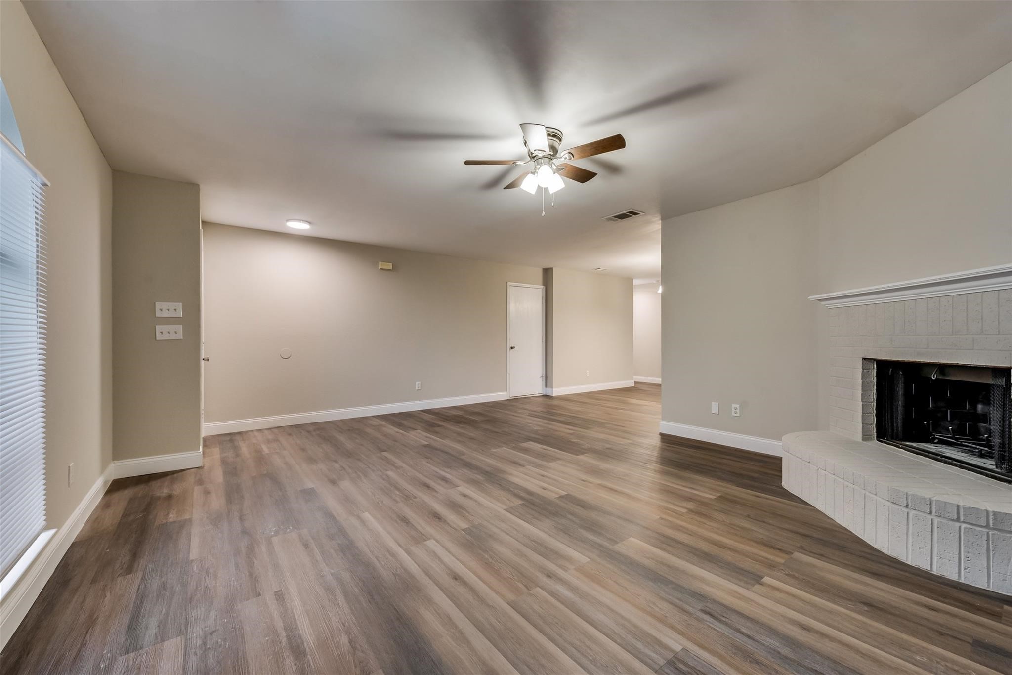 548 Asbury Drive Saginaw TX 76179