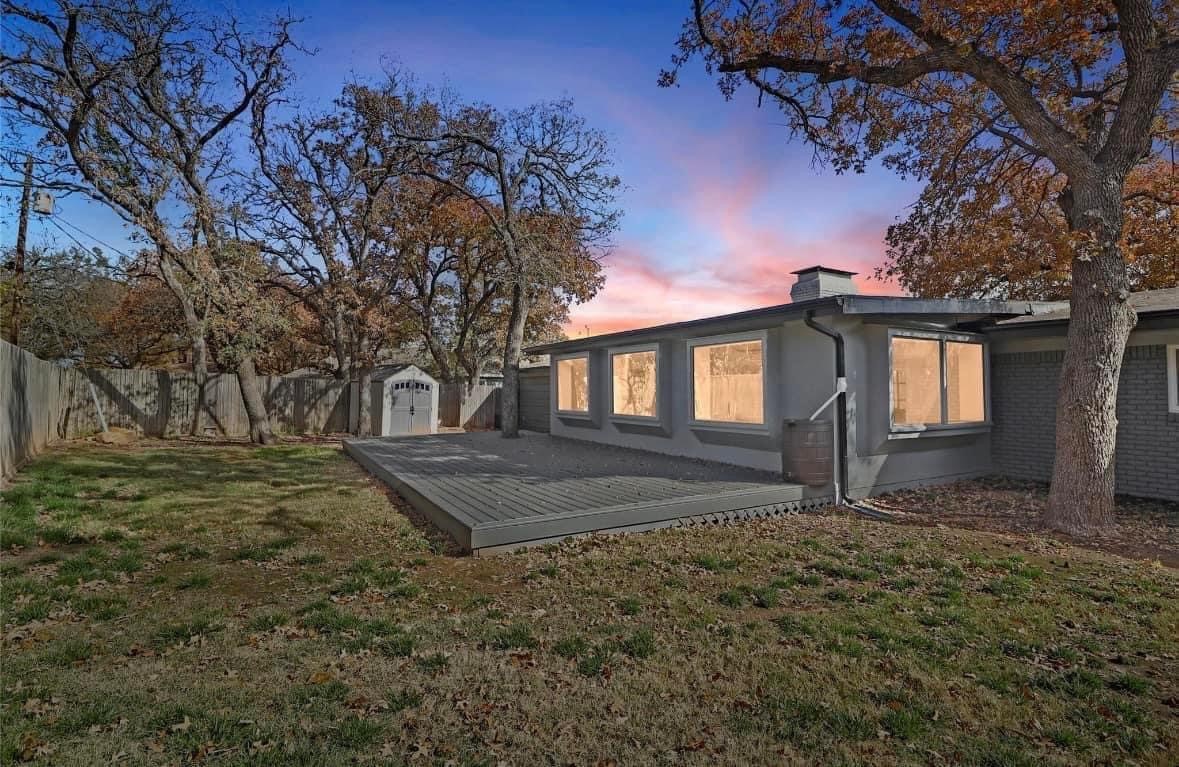 1201 NW 6th Avenue Mineral Wells TX 76067