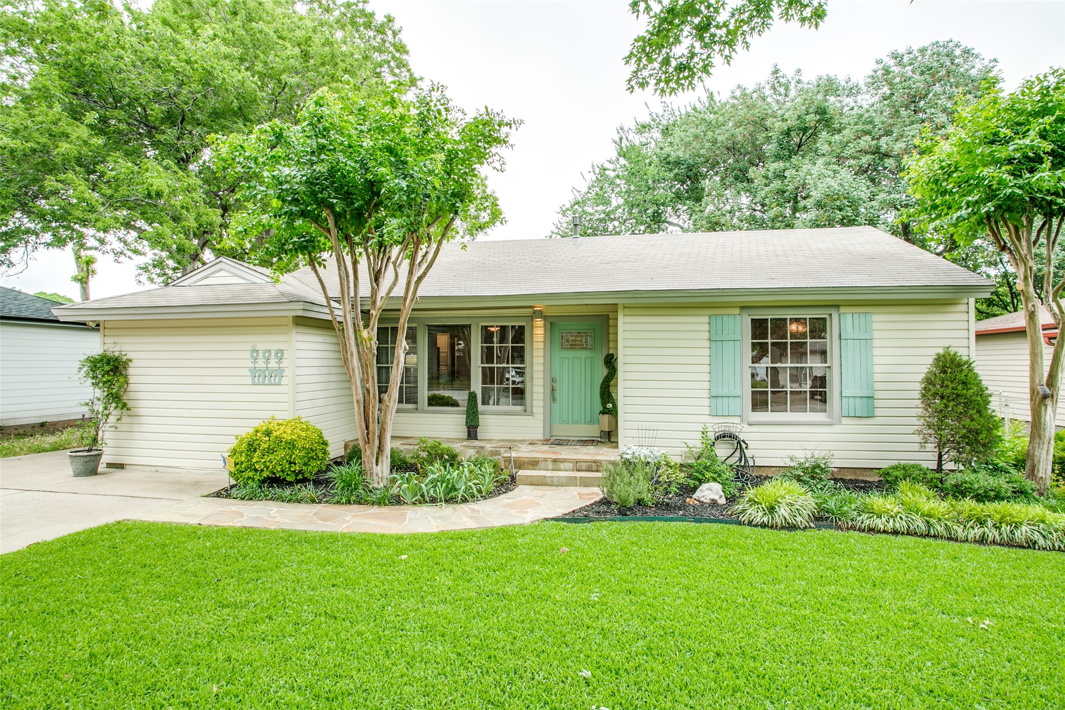 616 Milton Street Lewisville TX 75057