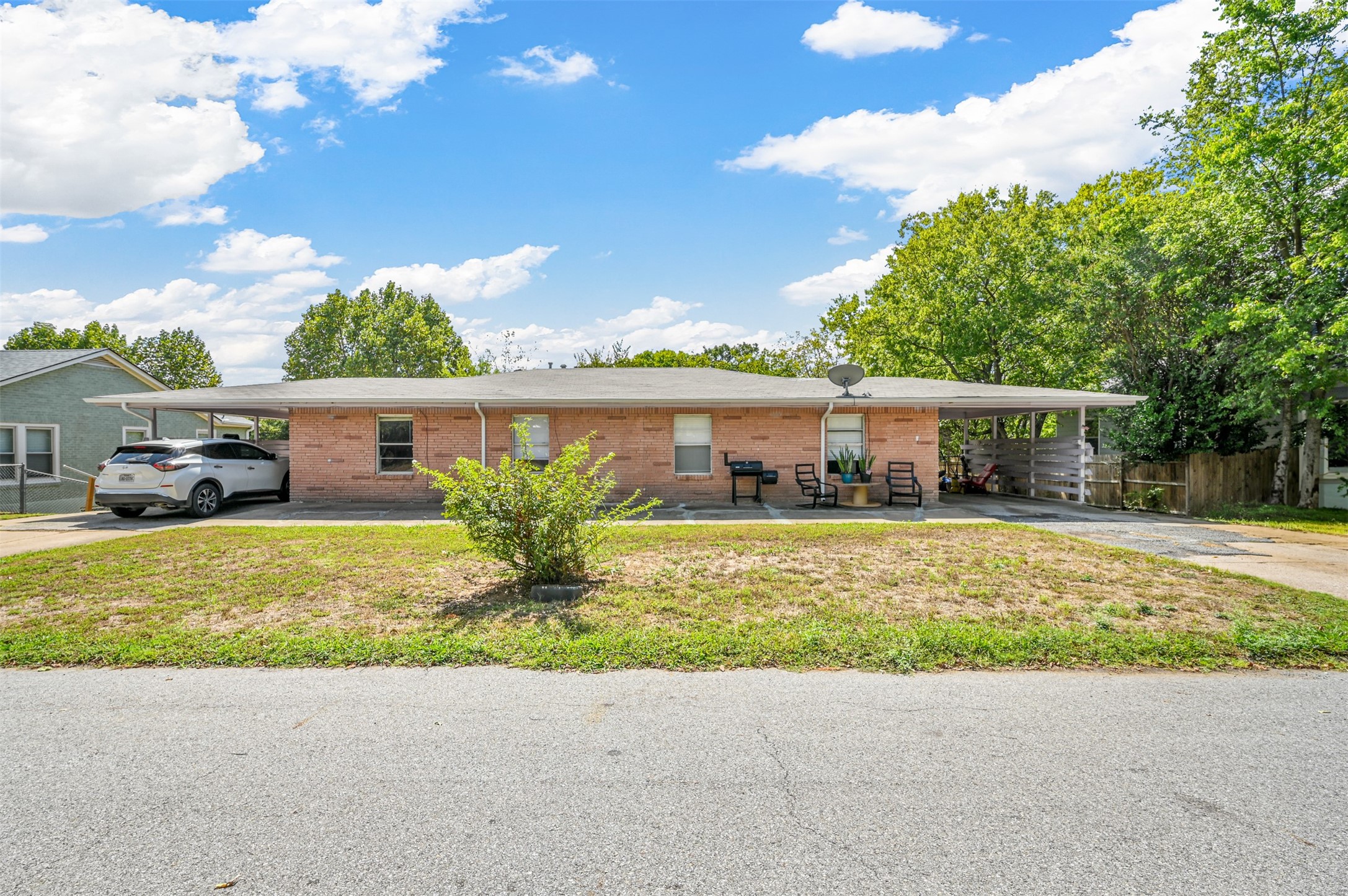 120 E Monterey Street Denison TX 75021